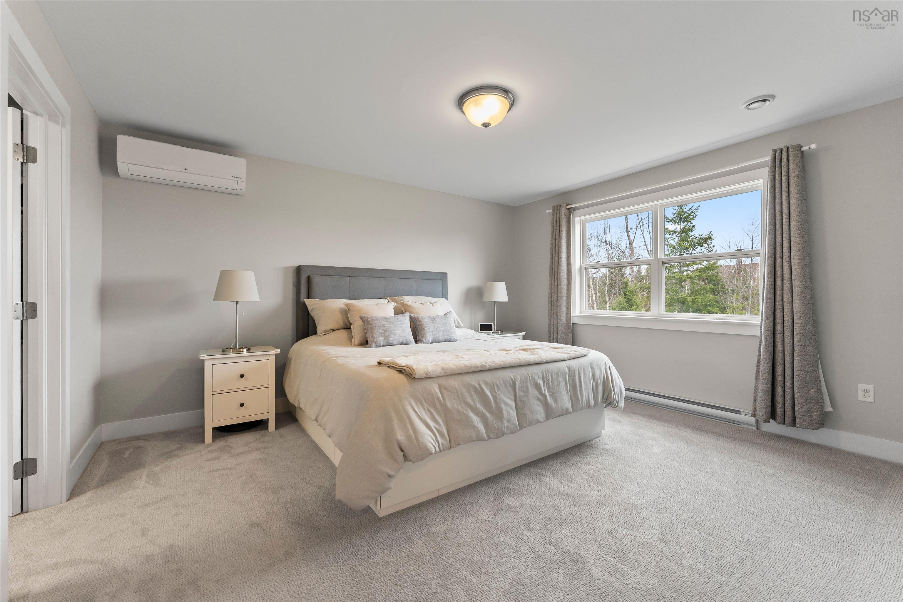 147 Henry Avenue photo #20