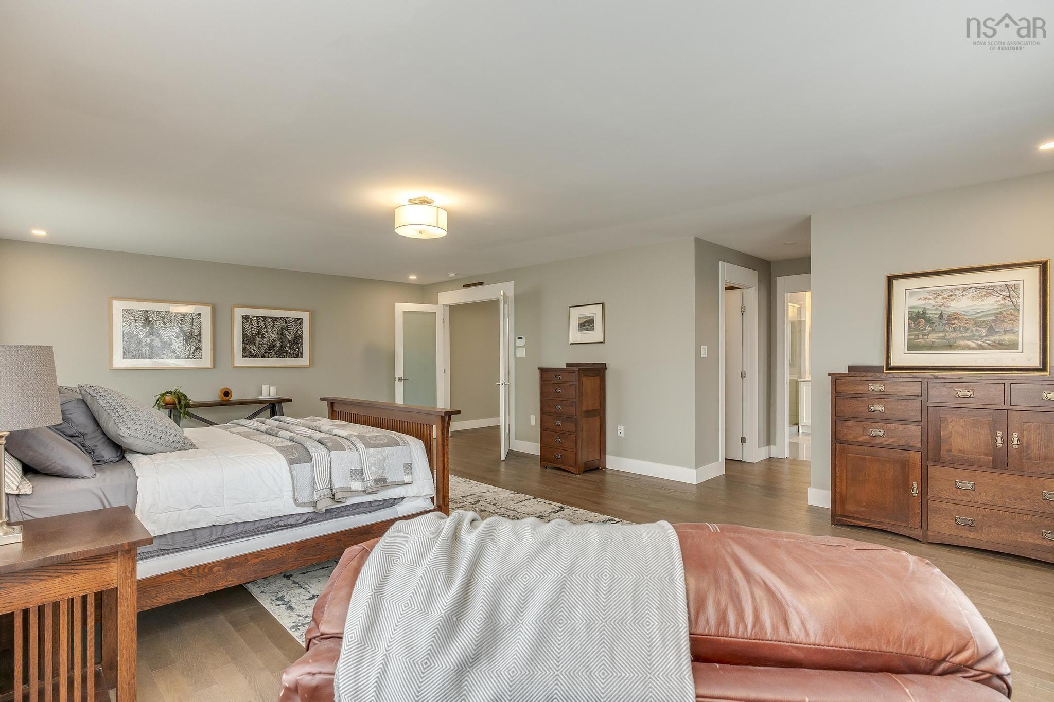 108 Bradford Place photo #27
