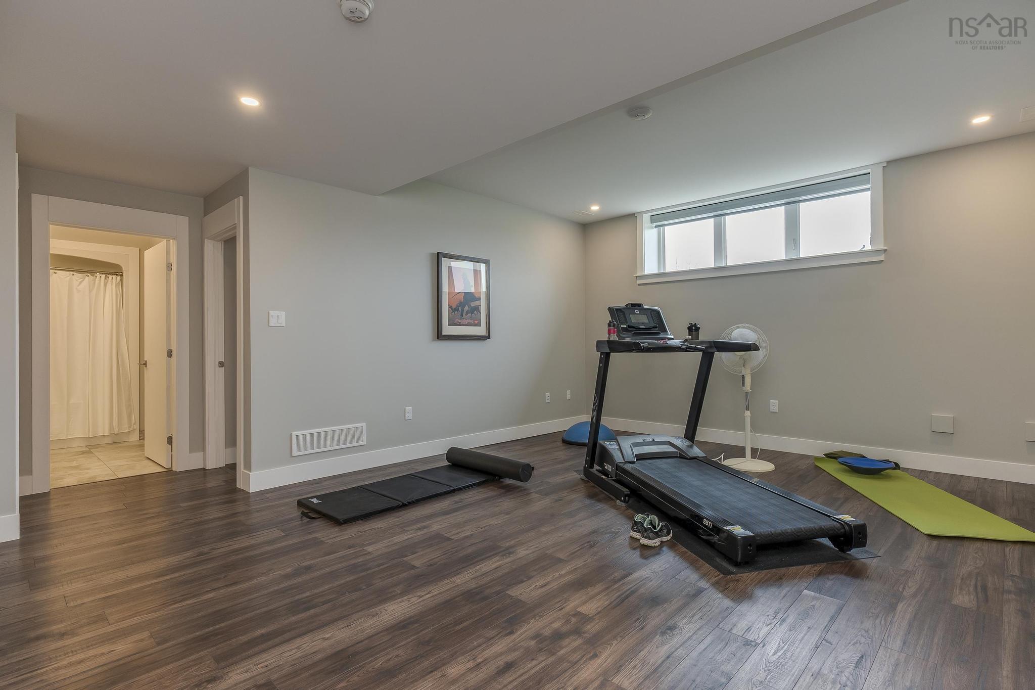 108 Bradford Place photo #36