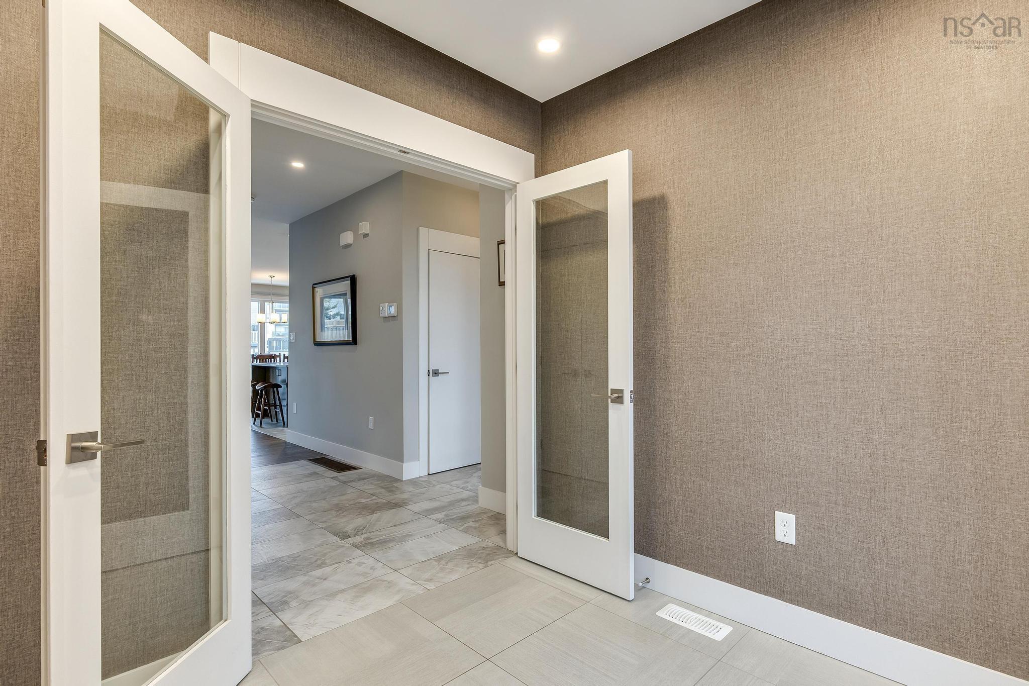 108 Bradford Place photo #5