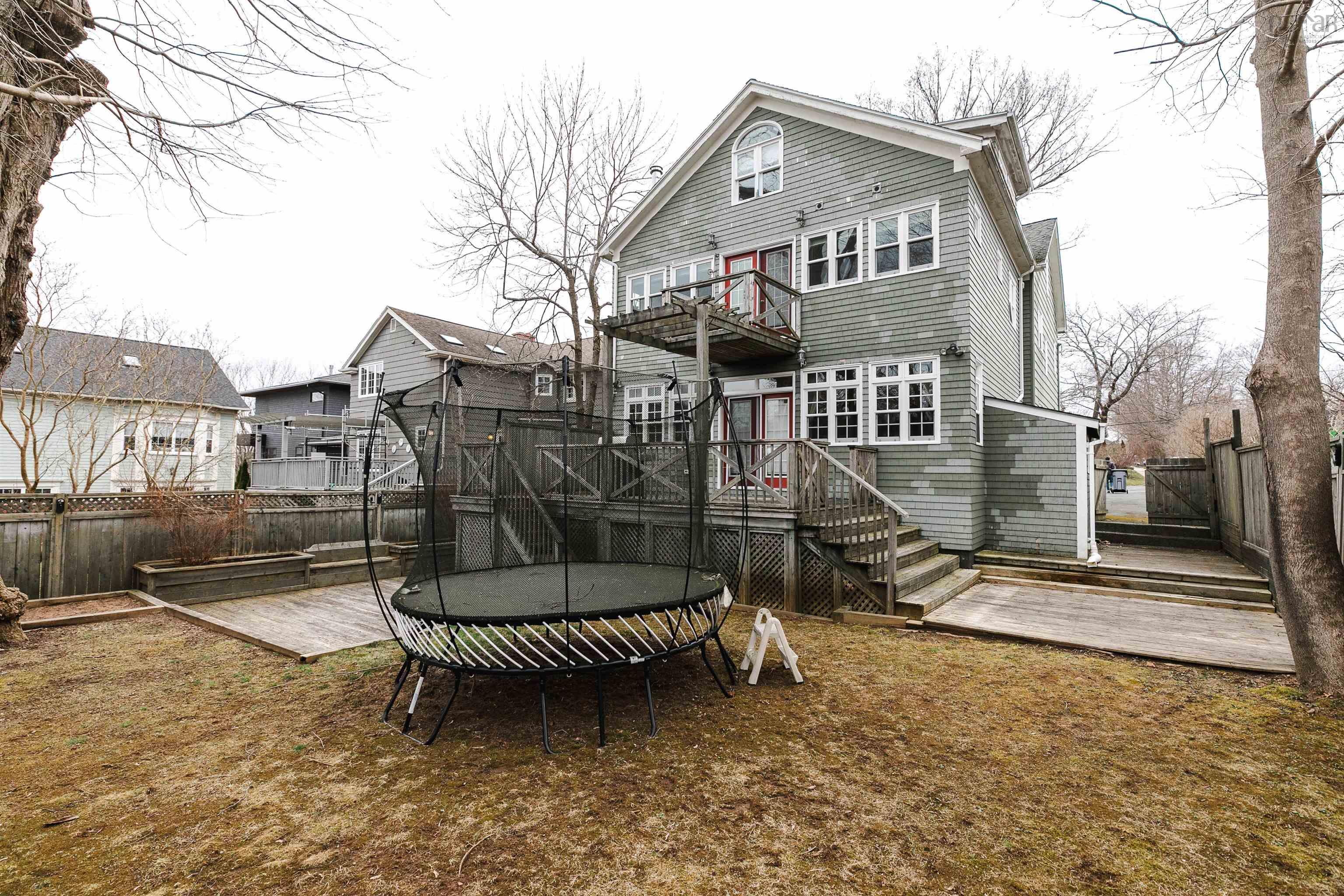 6540 Geldert Street photo #33