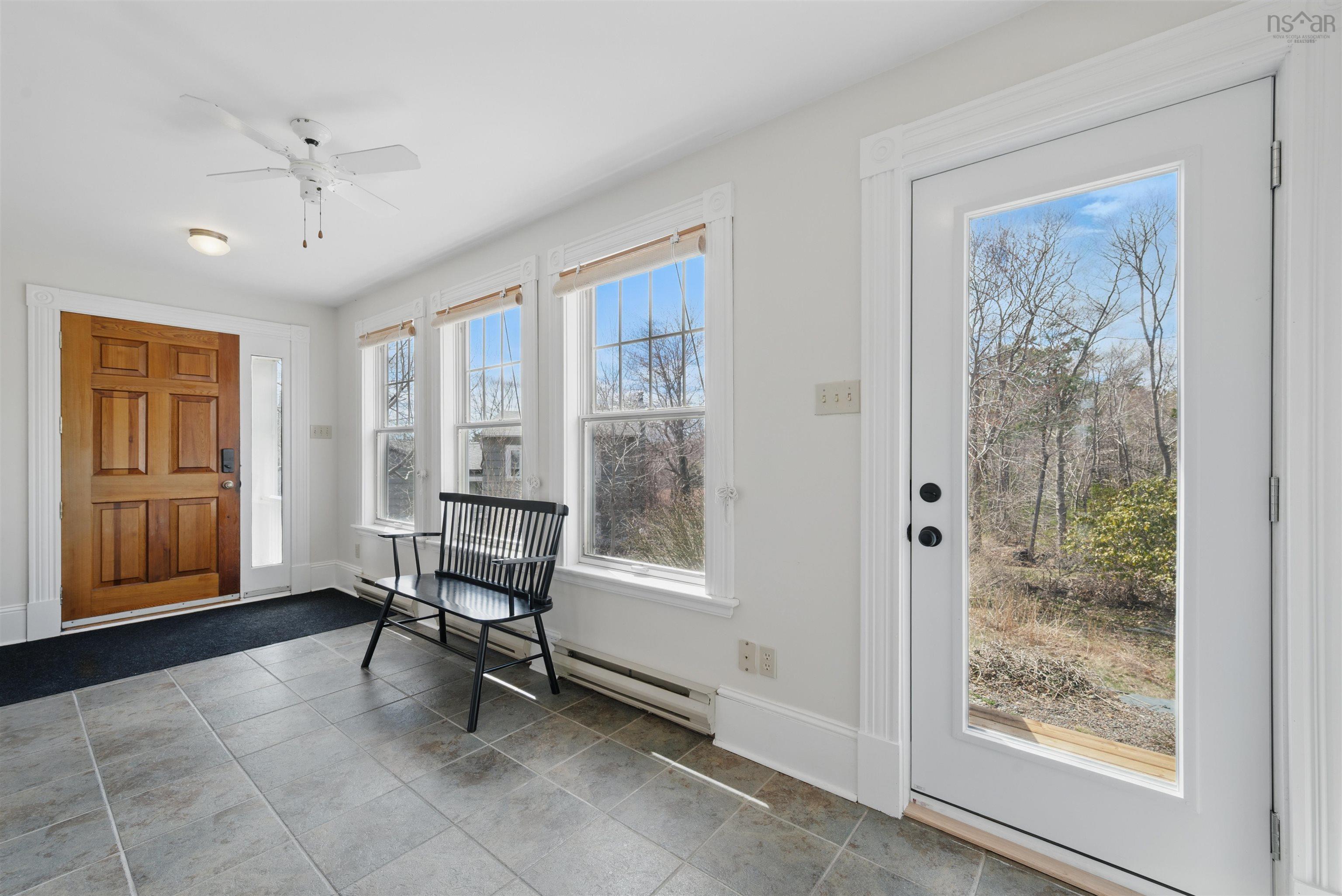 54 Parkhill Road photo #14