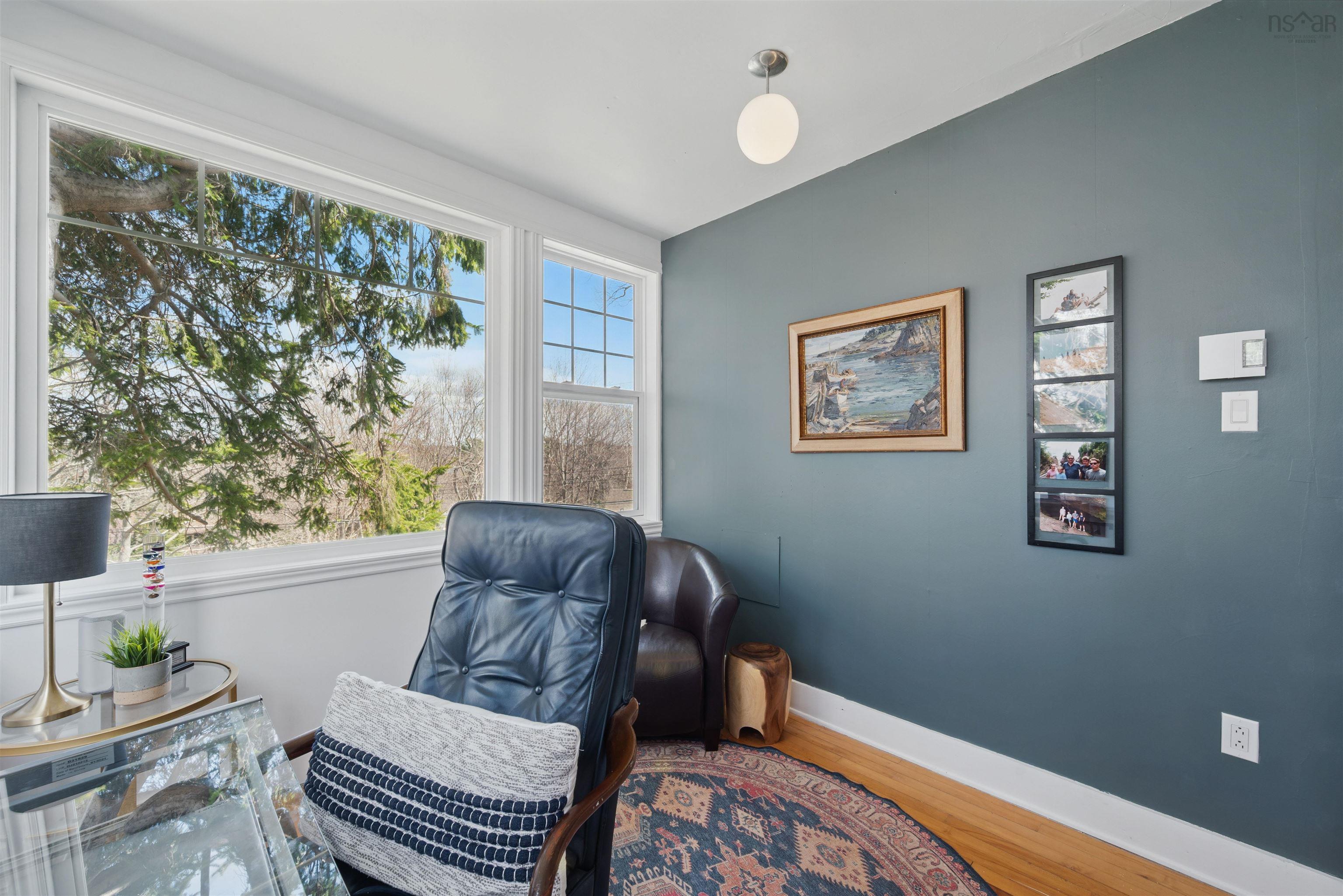 54 Parkhill Road photo #34