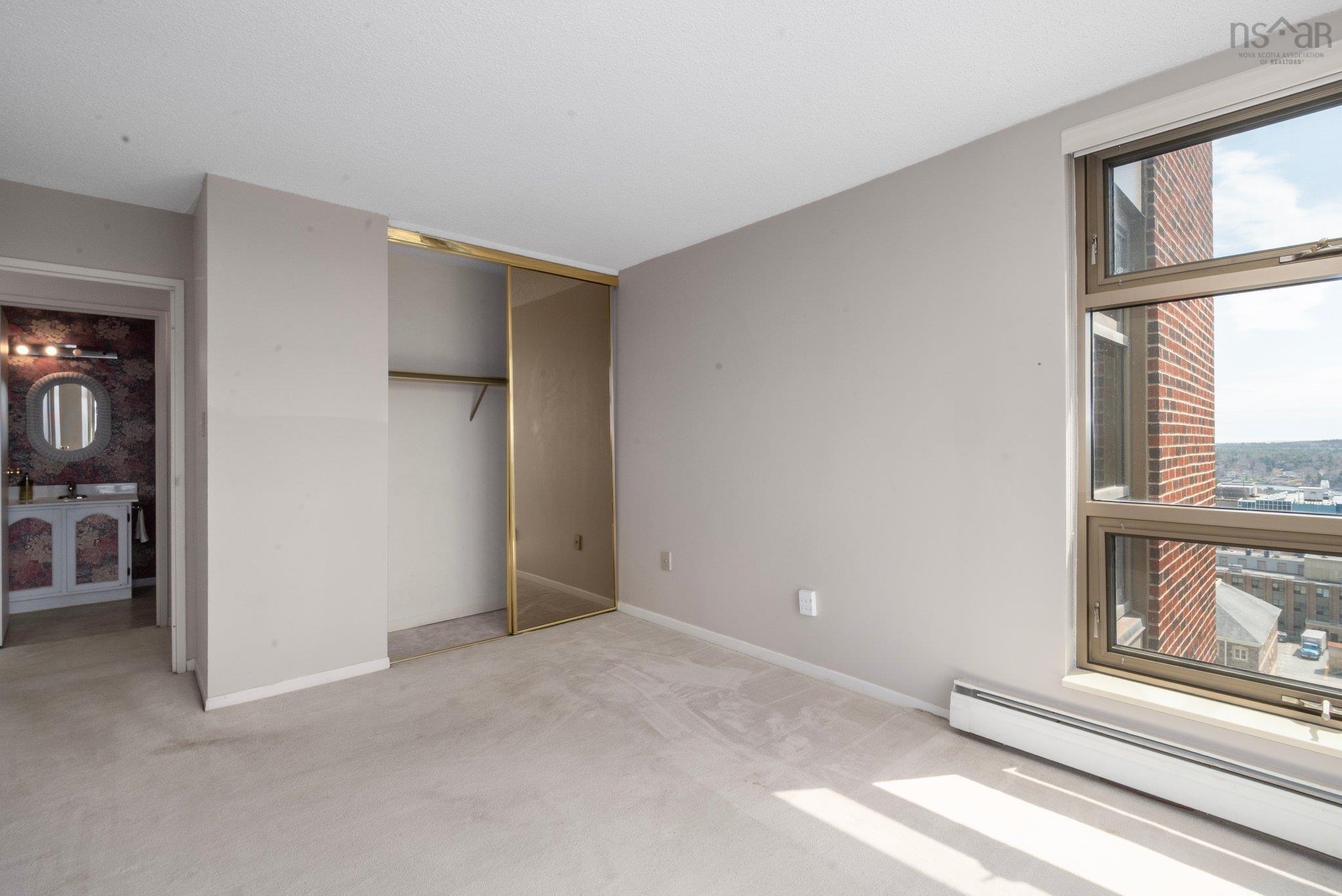 1706 6369 Coburg Road photo #19