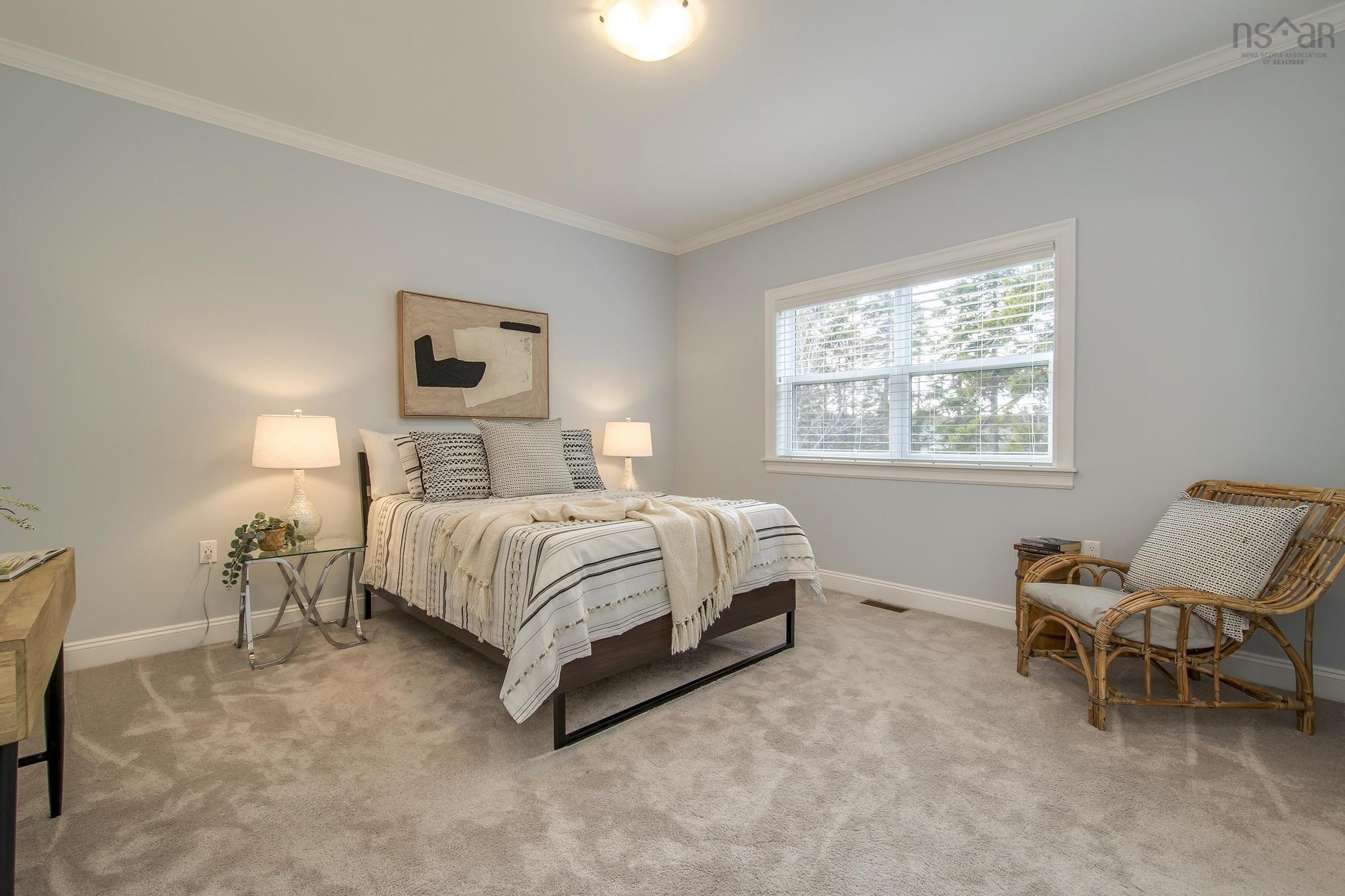 135 Lewis Drive photo #18
