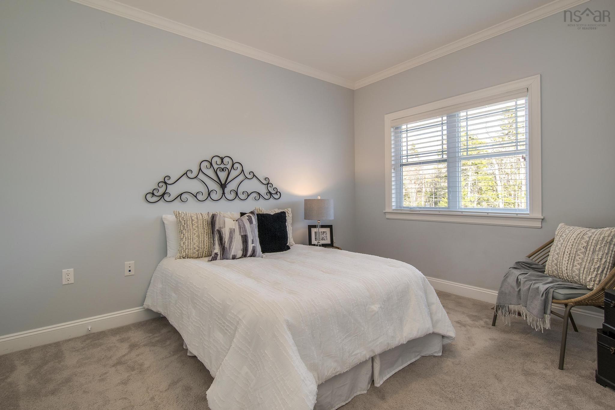 135 Lewis Drive photo #25