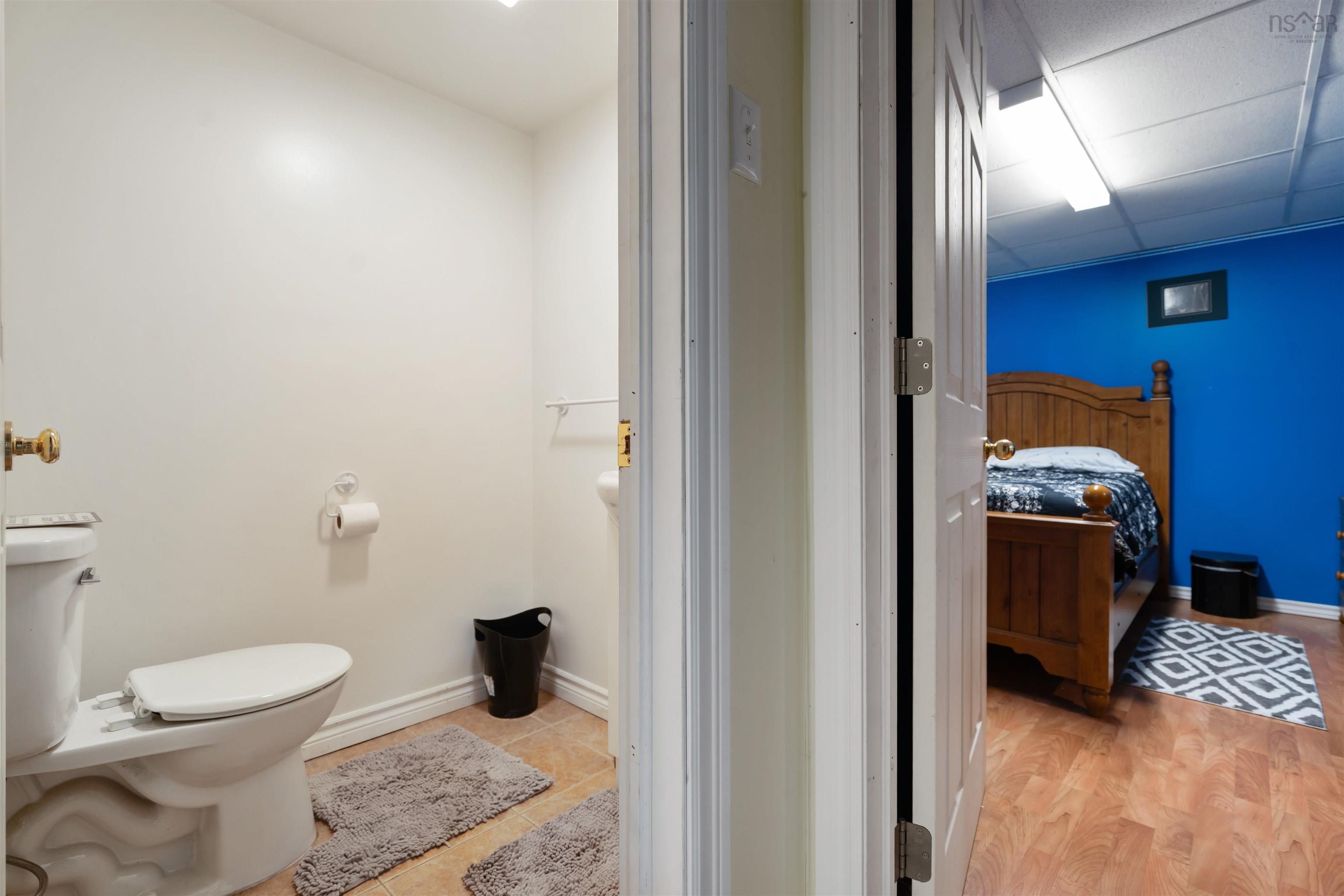 684 St Marys Road photo #30