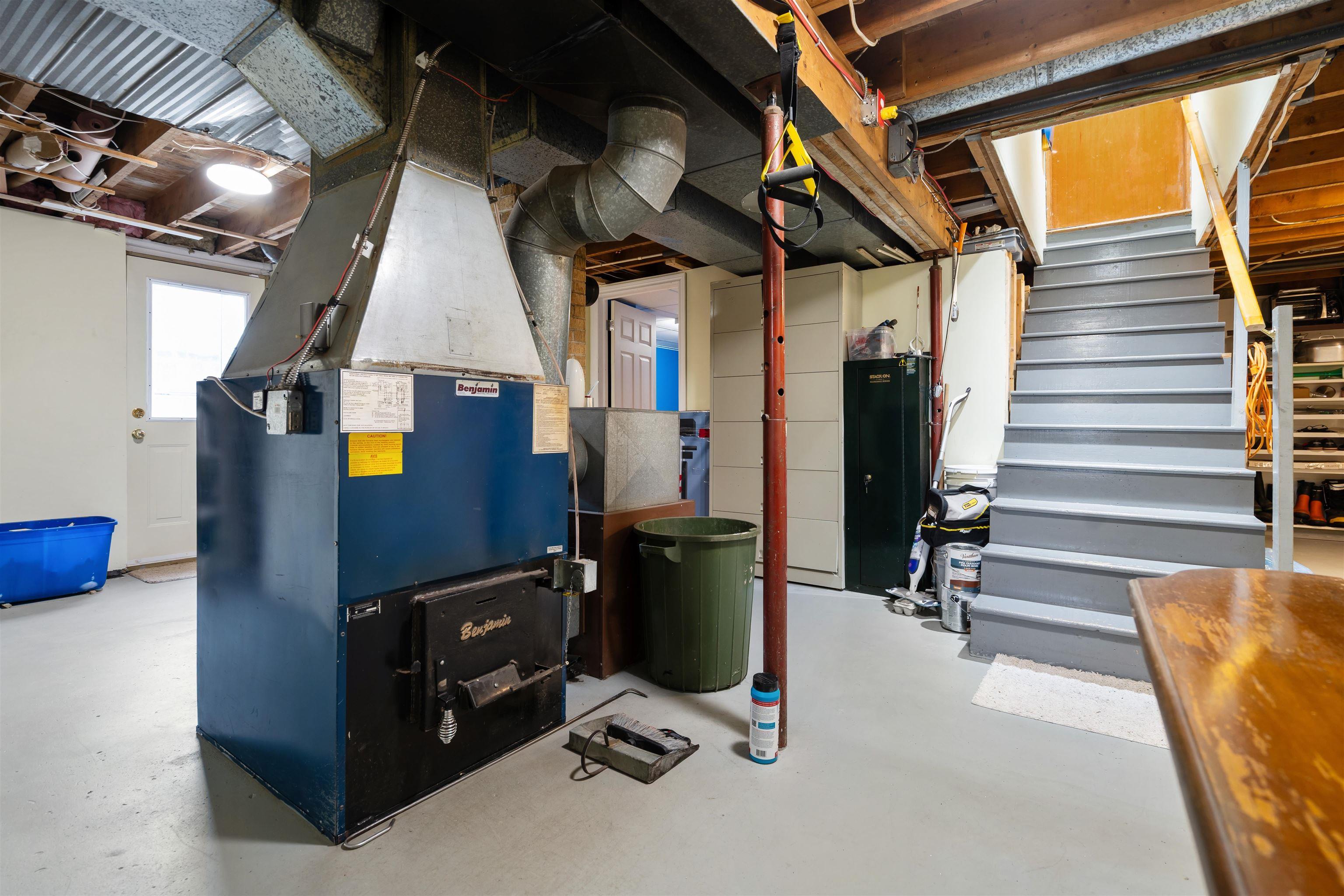 684 St Marys Road photo #33