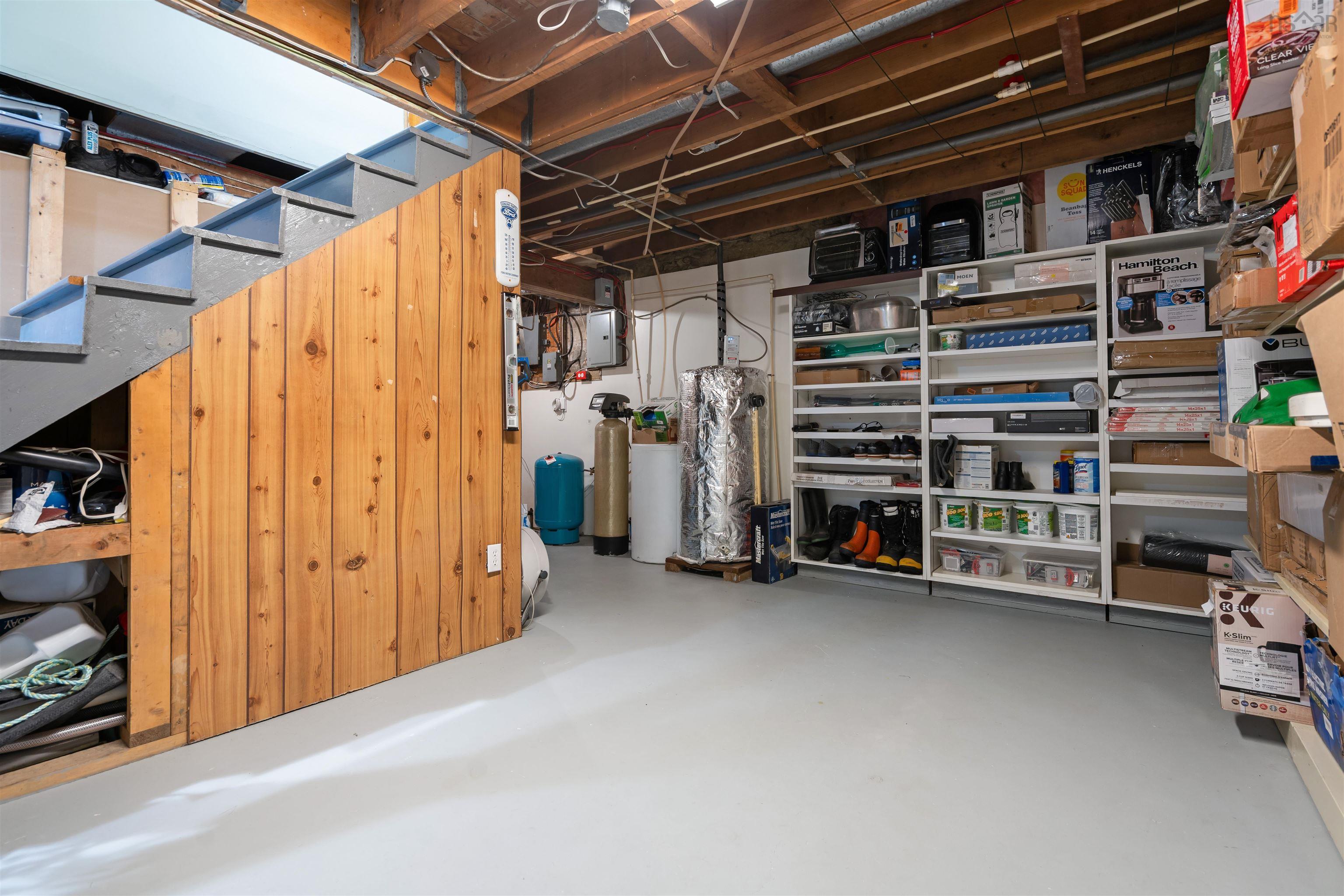 684 St Marys Road photo #36