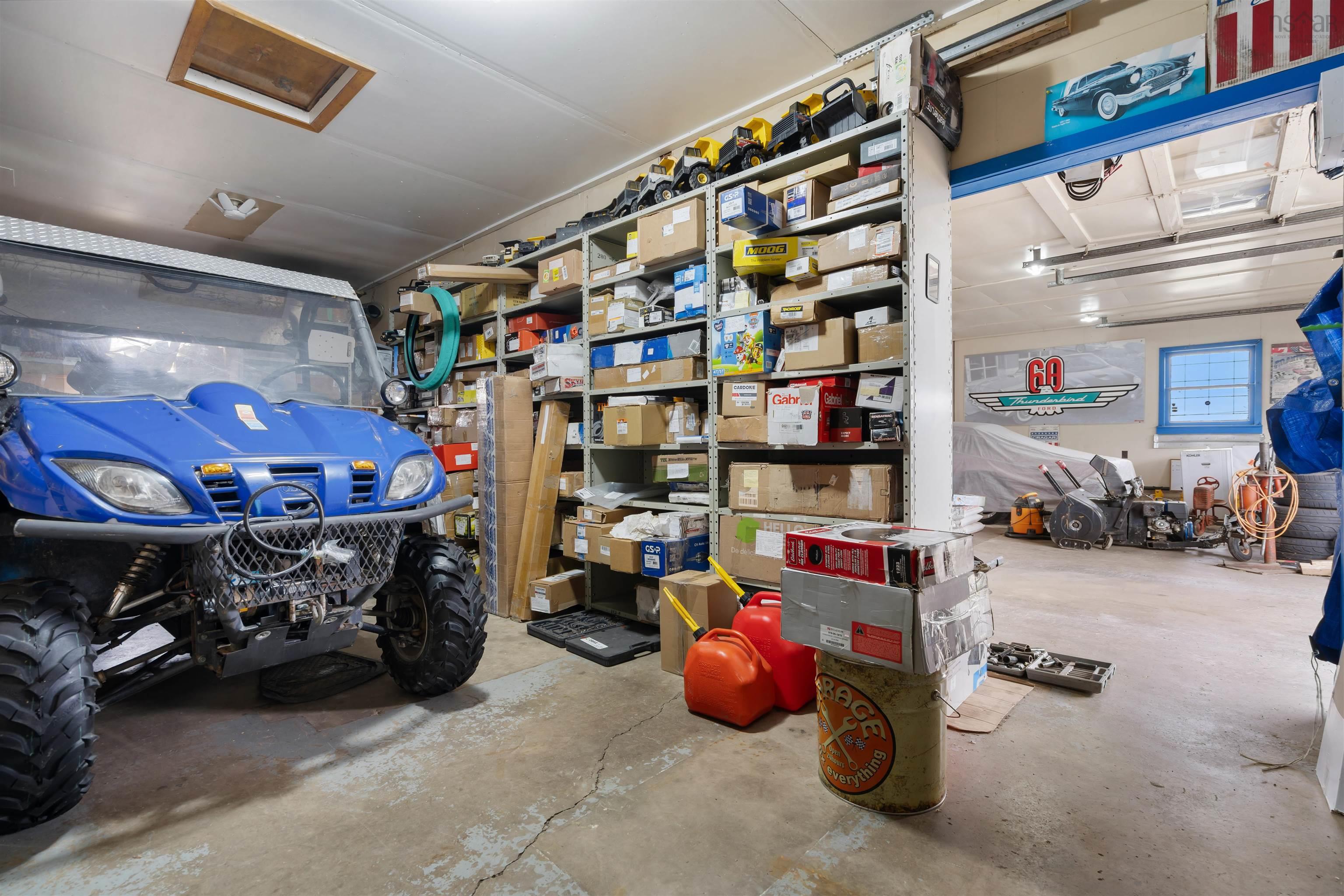 684 St Marys Road photo #38