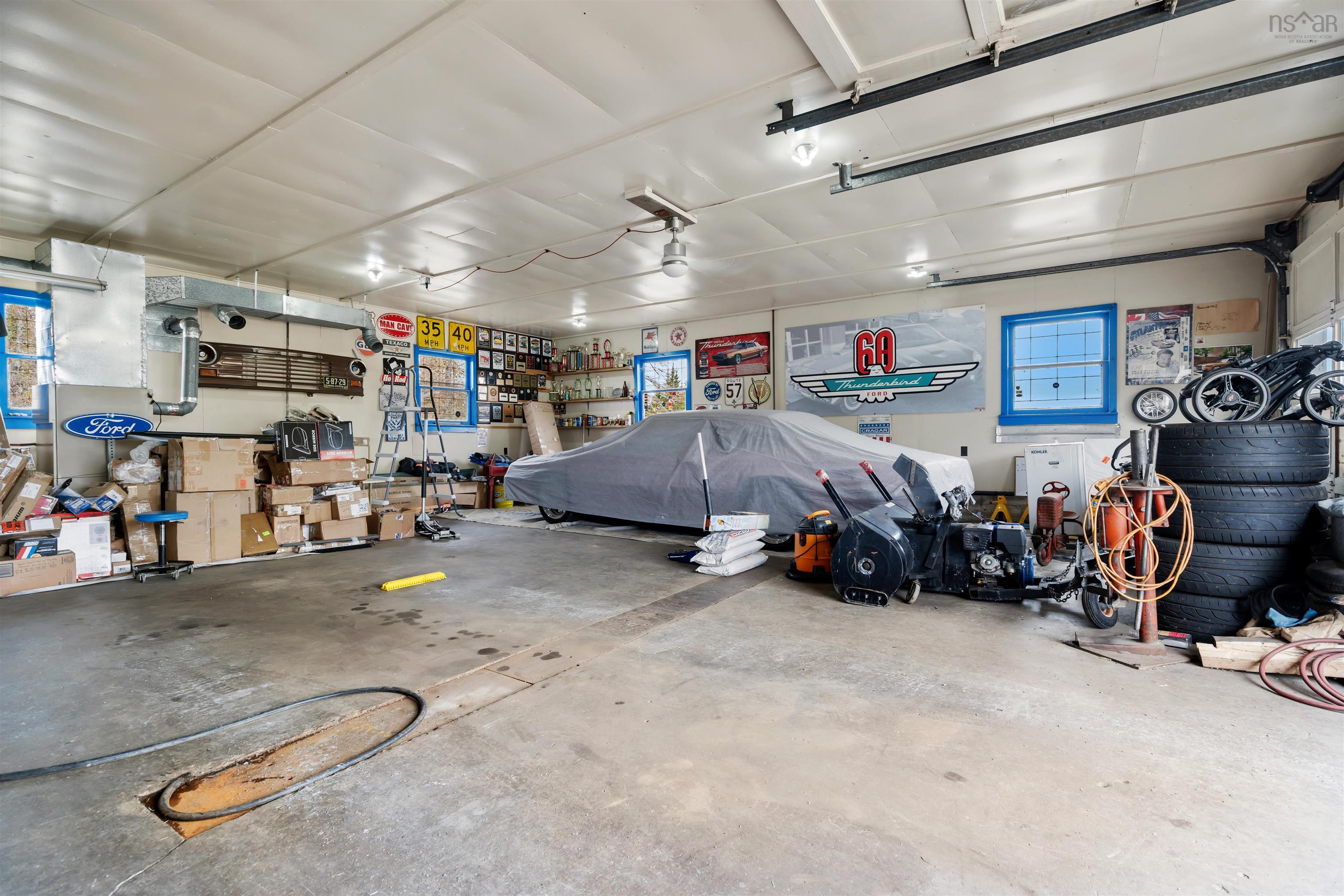 684 St Marys Road photo #39