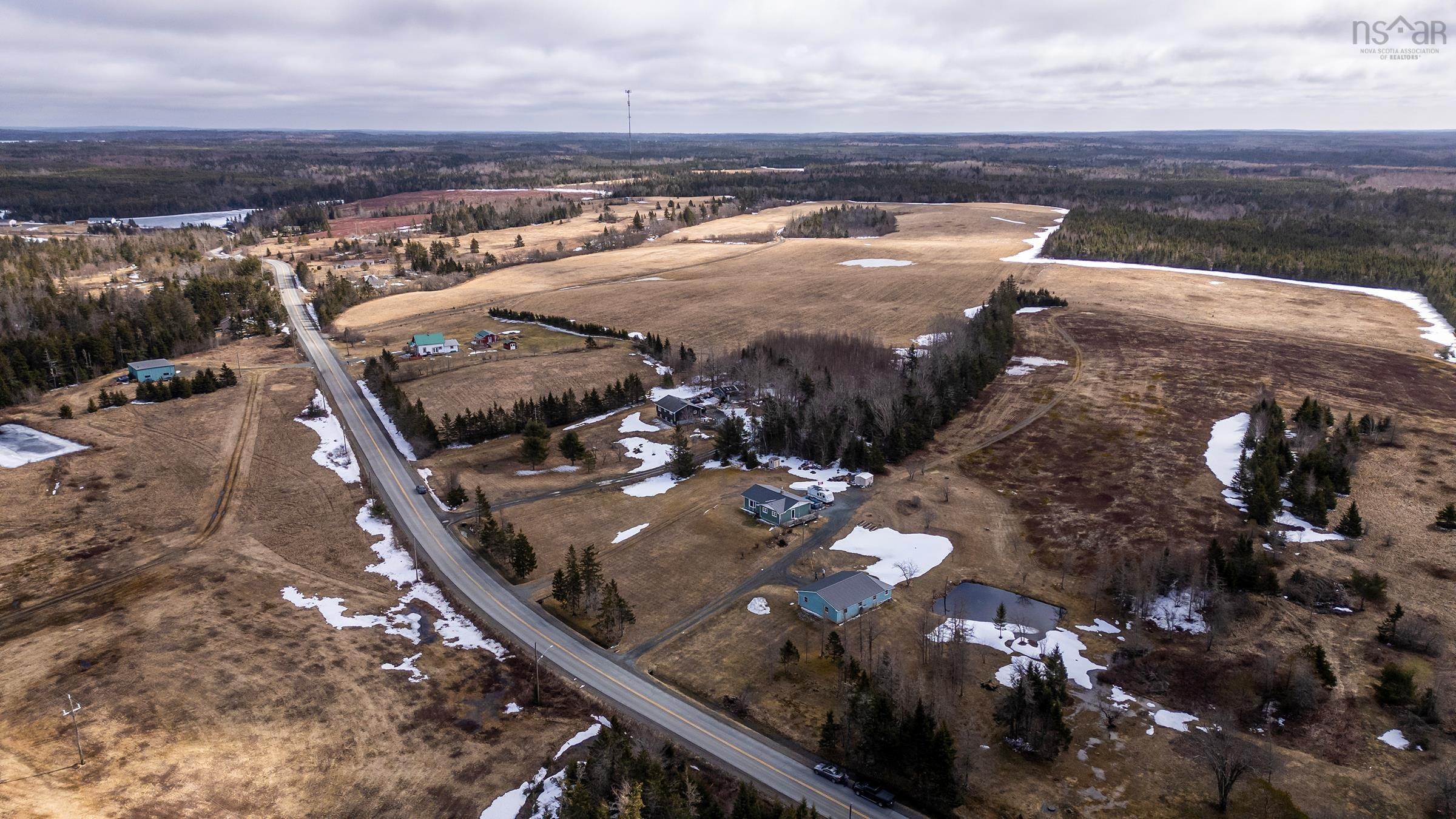 684 St Marys Road photo #47