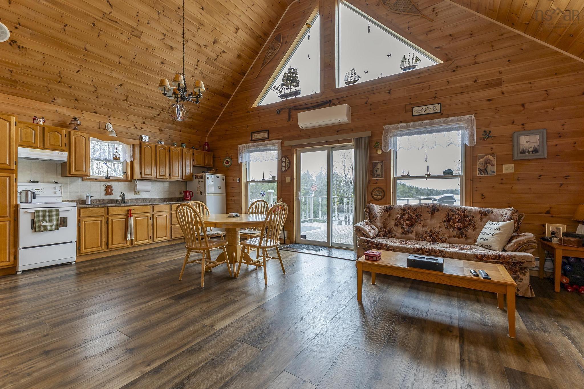 347 West Loon Village Road photo #2