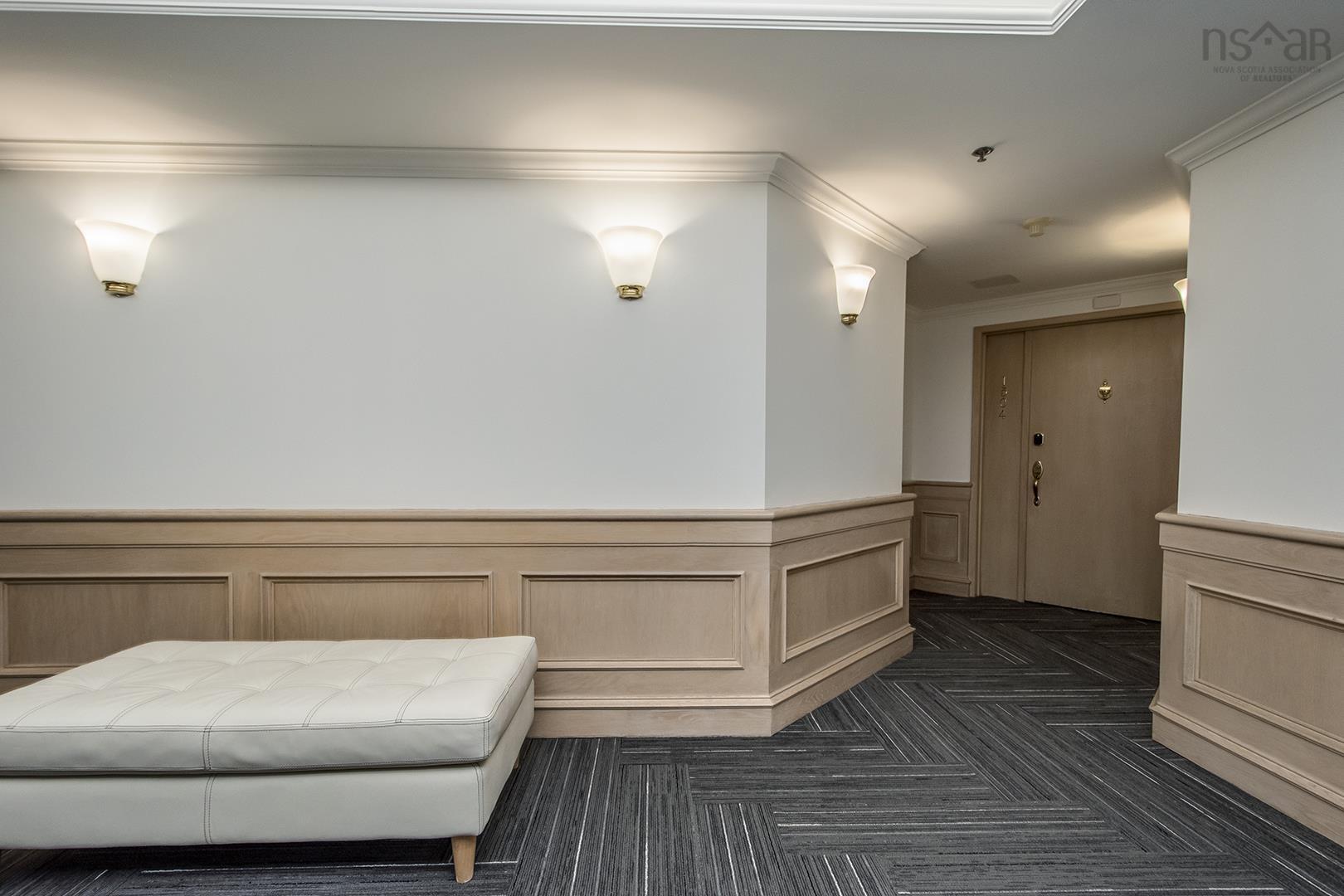 1504 1465 Brenton Street photo #38
