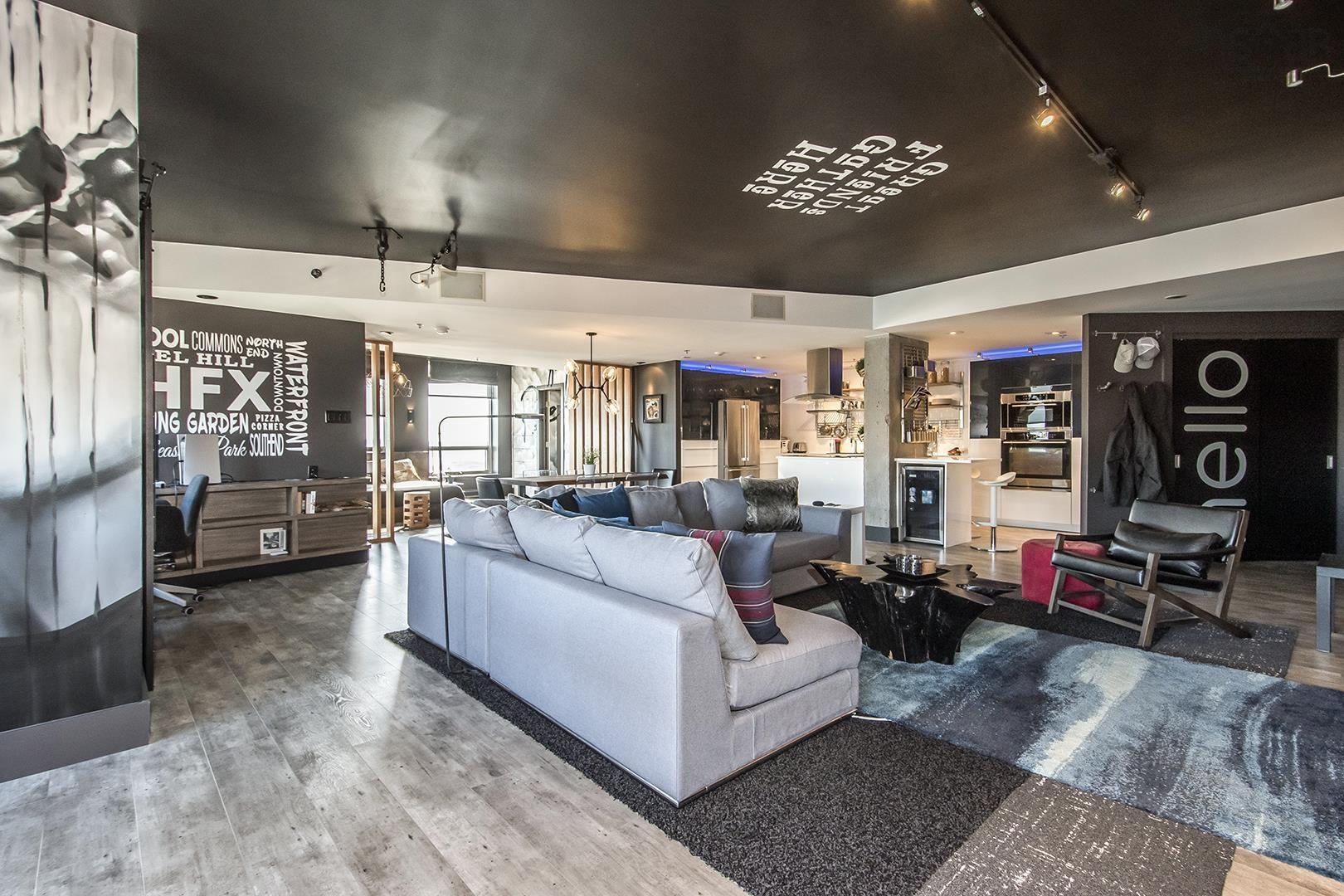 1504 1465 Brenton Street photo #10