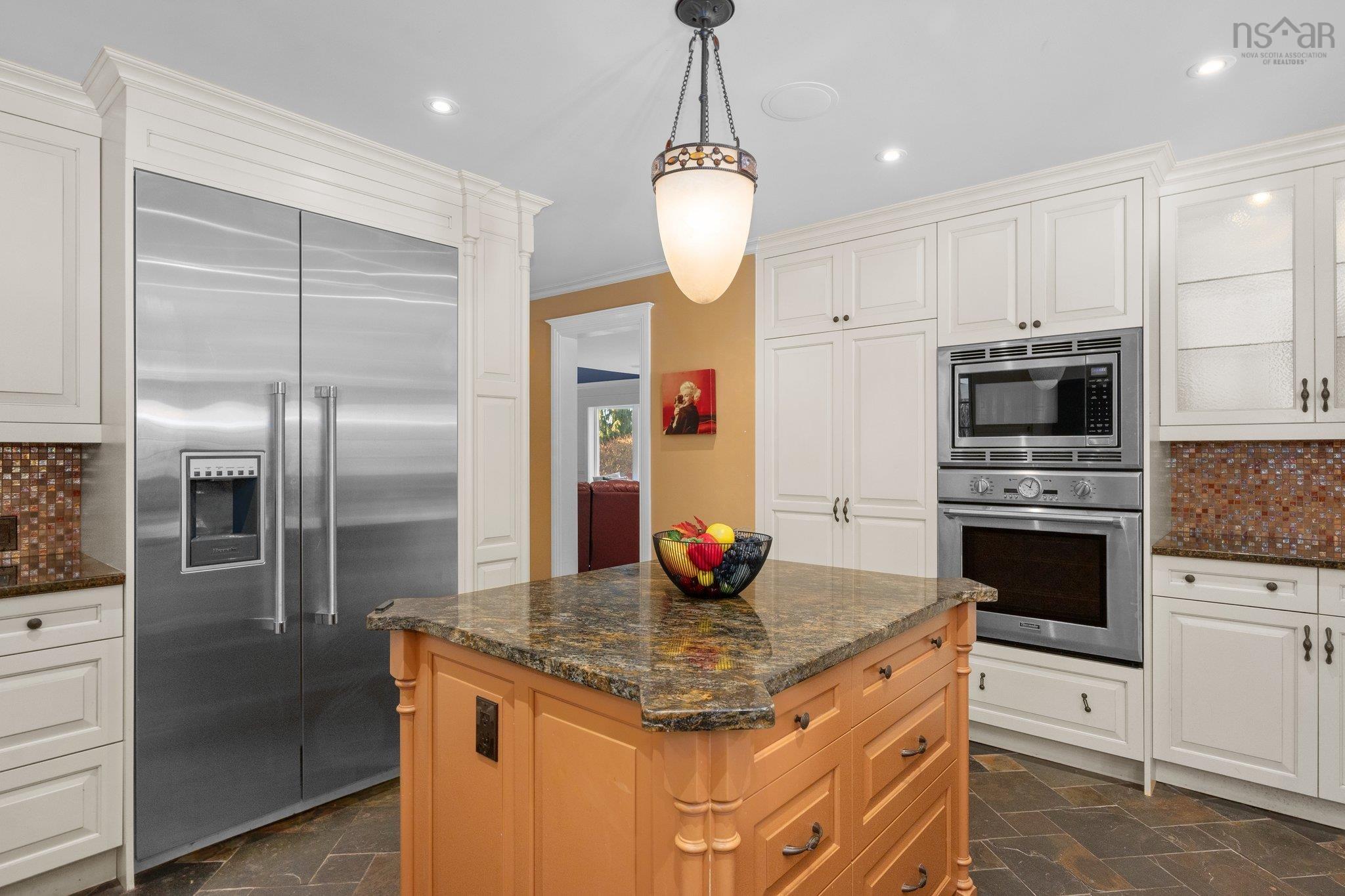 26 BROOK POINT Road photo #13