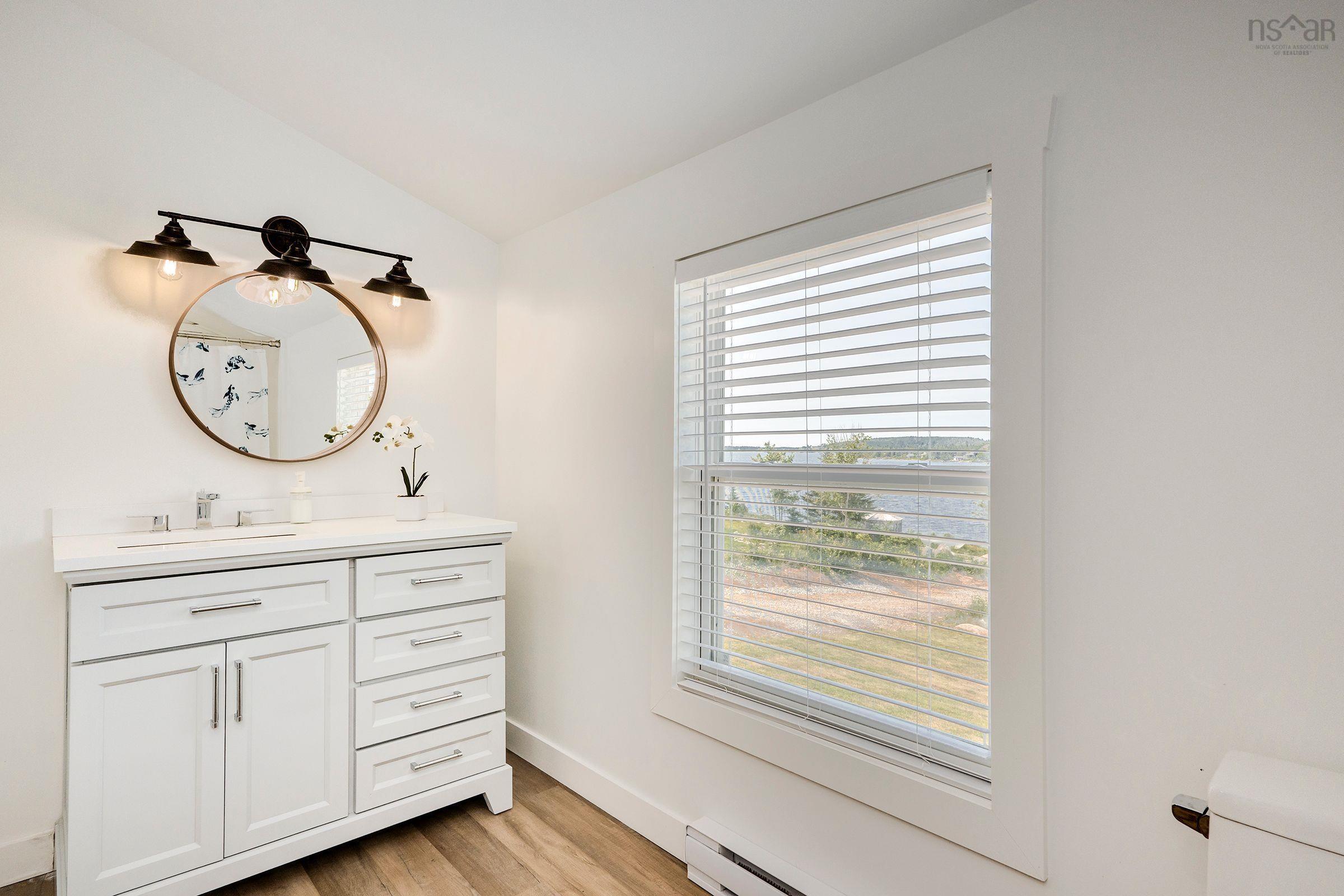 103 Capri Drive photo #15