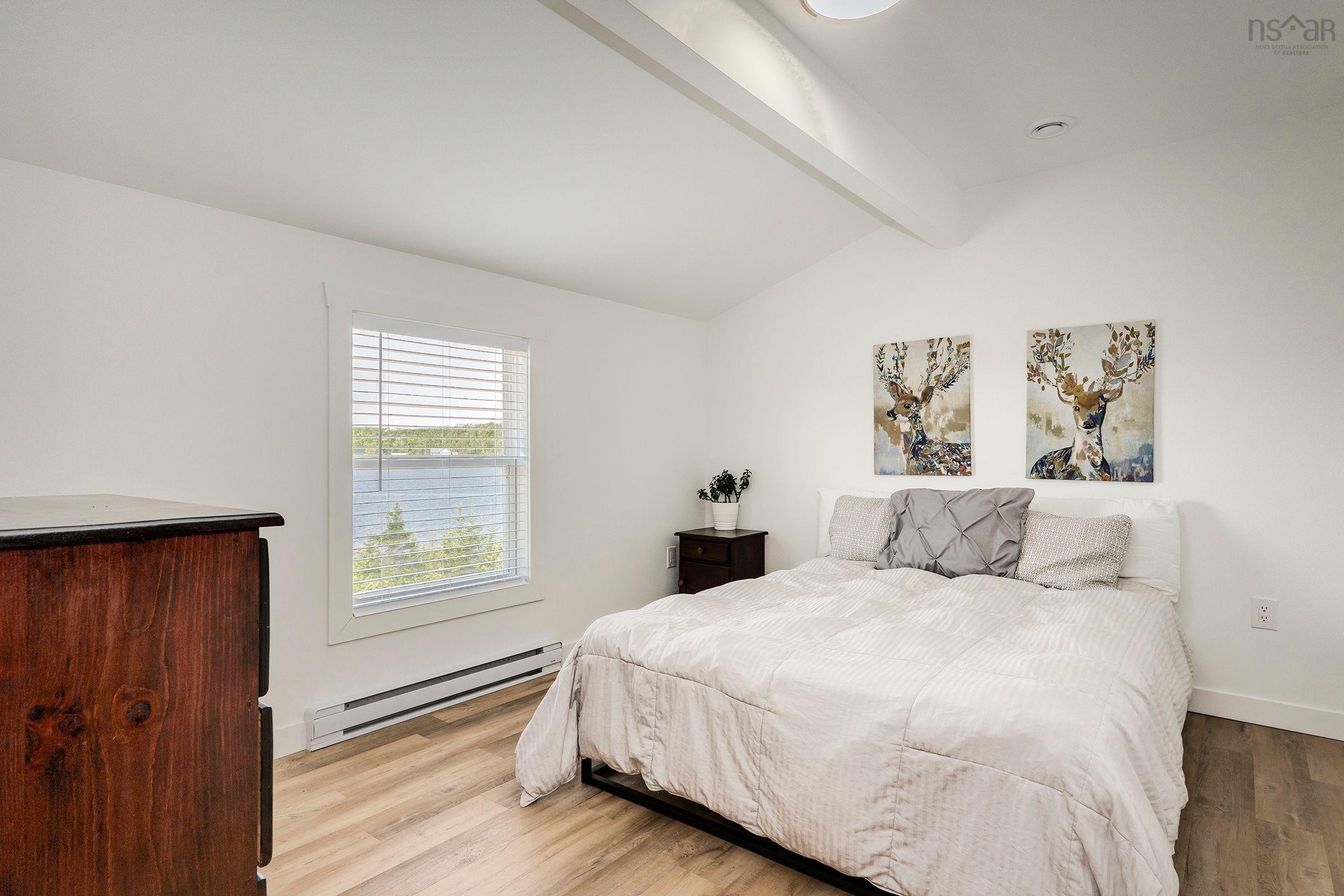 103 Capri Drive photo #19