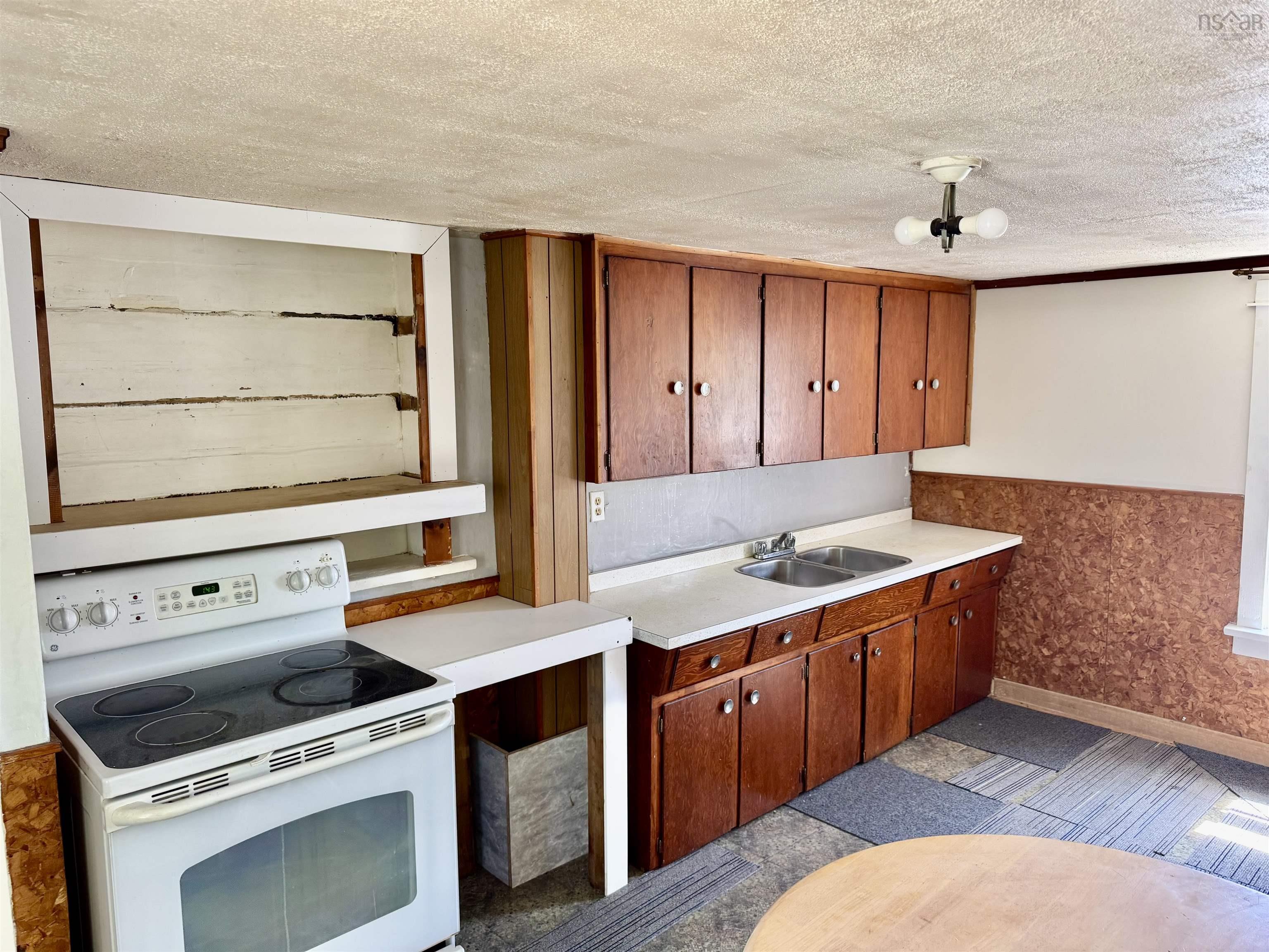33 Albro Lake Road photo #13