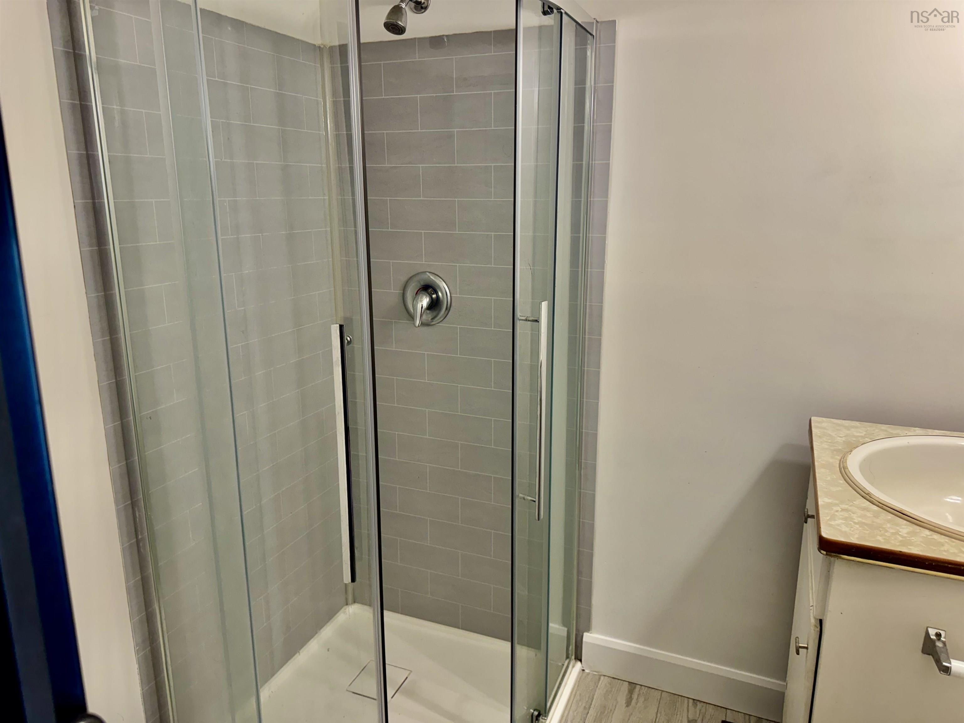 33 Albro Lake Road photo #14