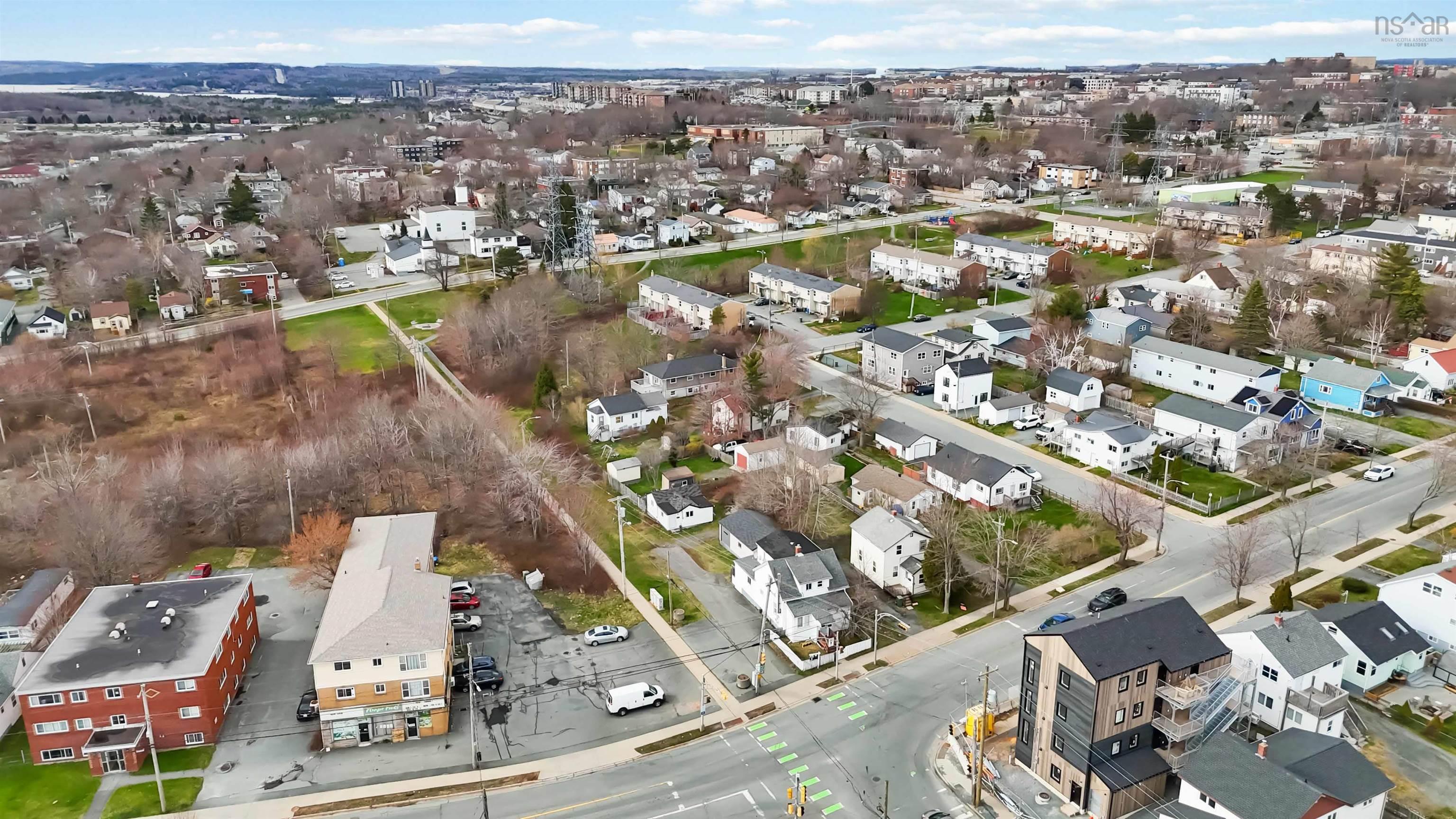 33 Albro Lake Road photo #28