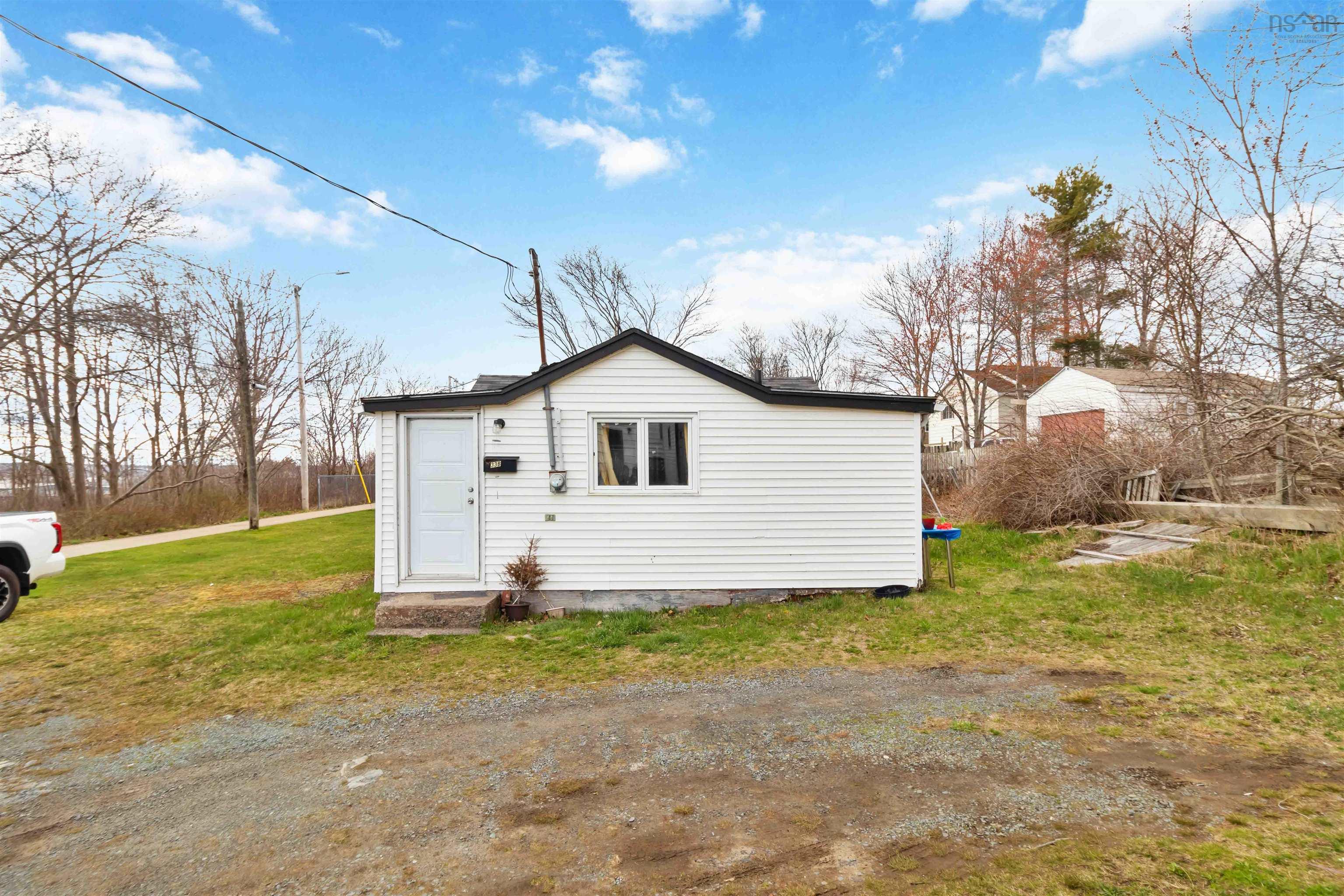 33 Albro Lake Road photo #4
