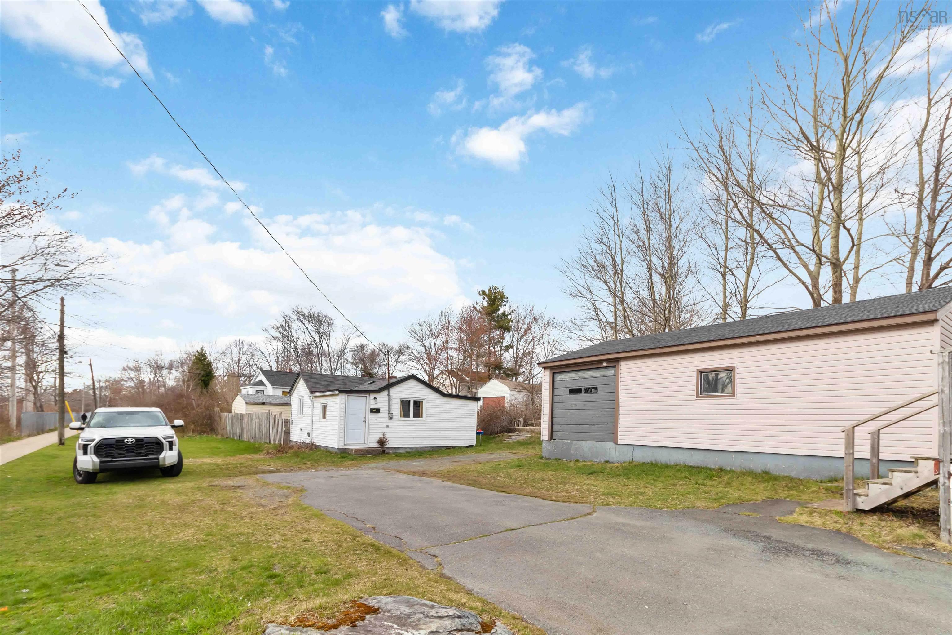 33 Albro Lake Road photo #7