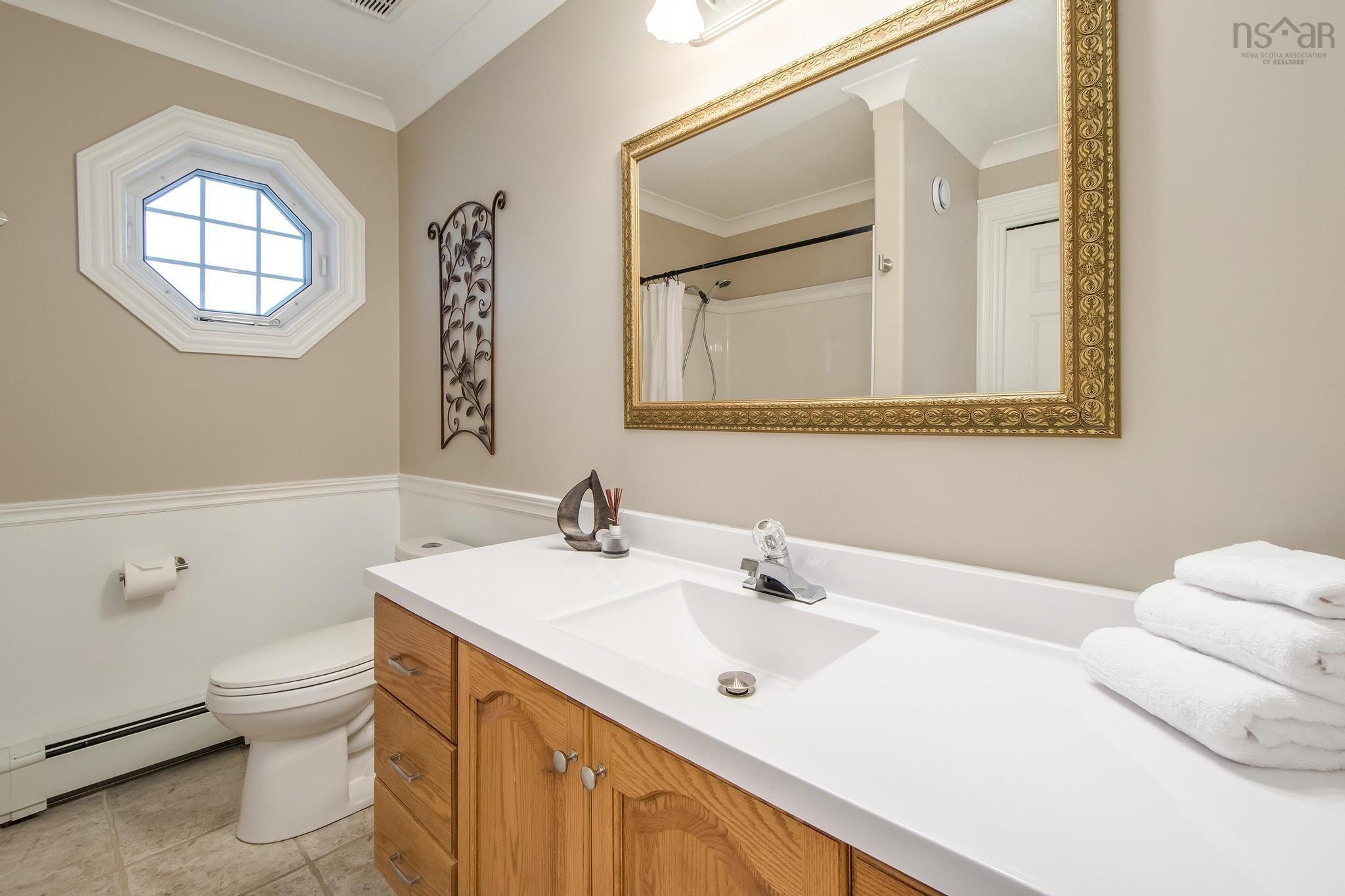 87 Candlewood Drive photo #19