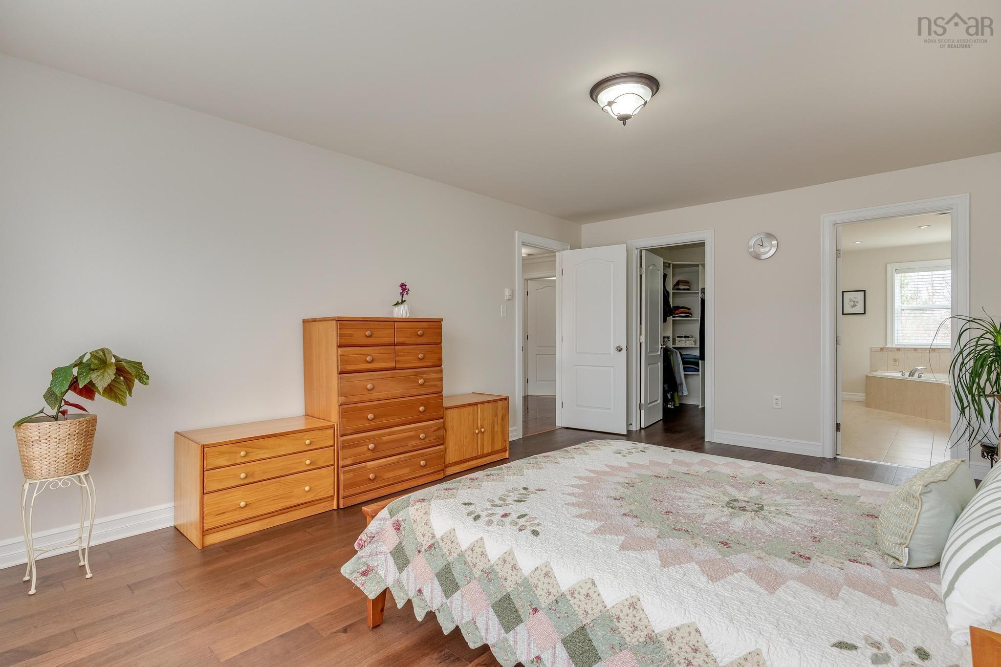 25 Kingsbury Way photo #22