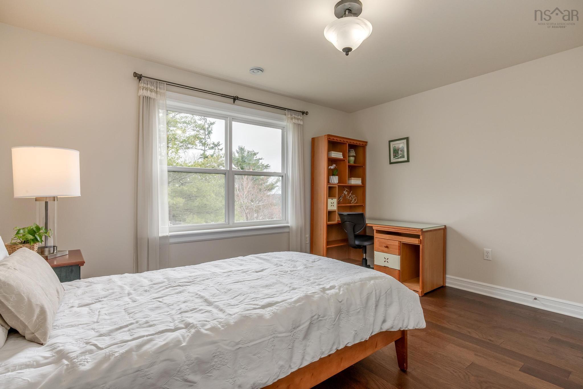 25 Kingsbury Way photo #30