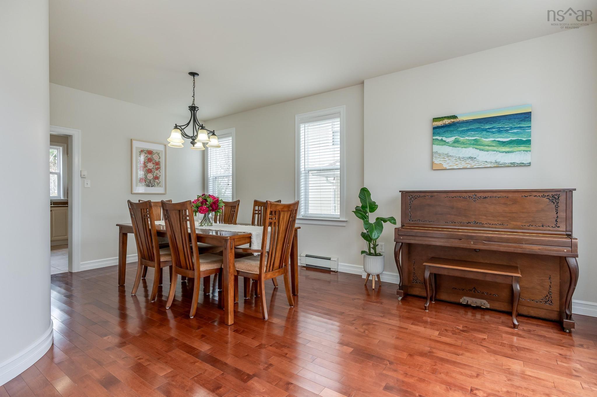 25 Kingsbury Way photo #4