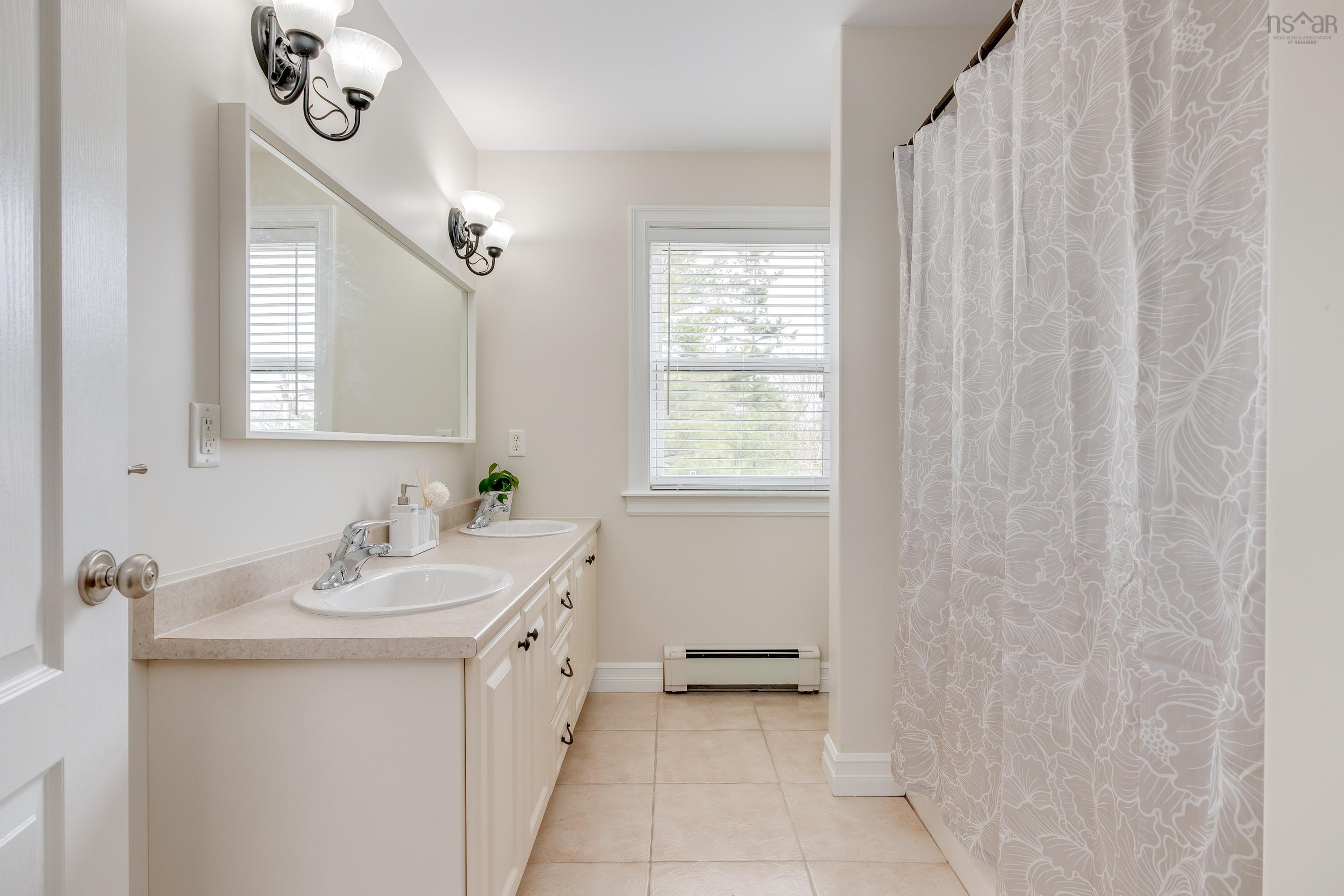 25 Kingsbury Way photo #32