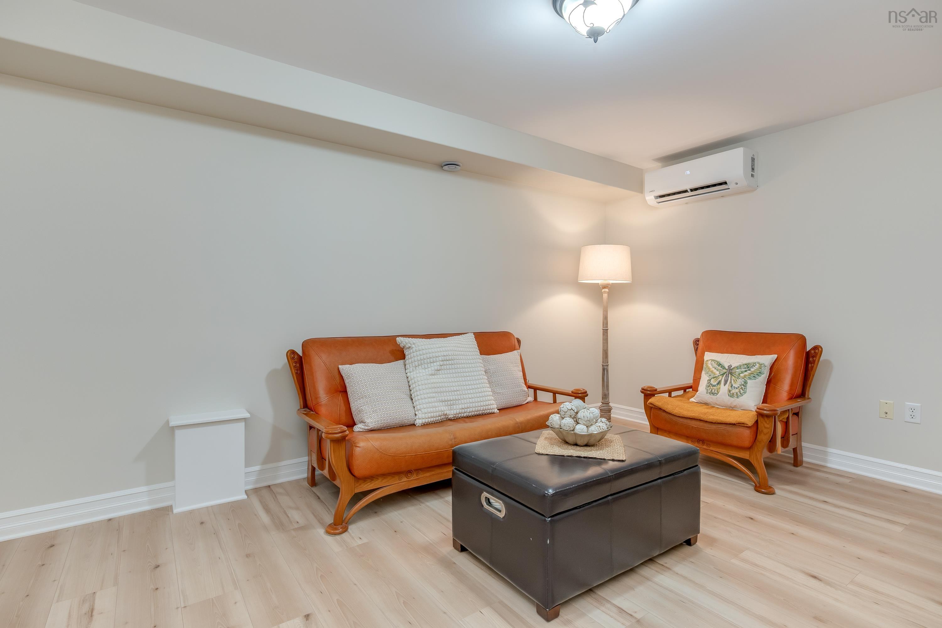 25 Kingsbury Way photo #35