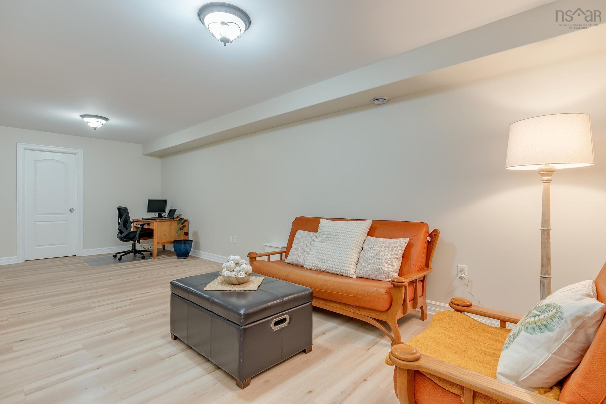 25 Kingsbury Way photo #36