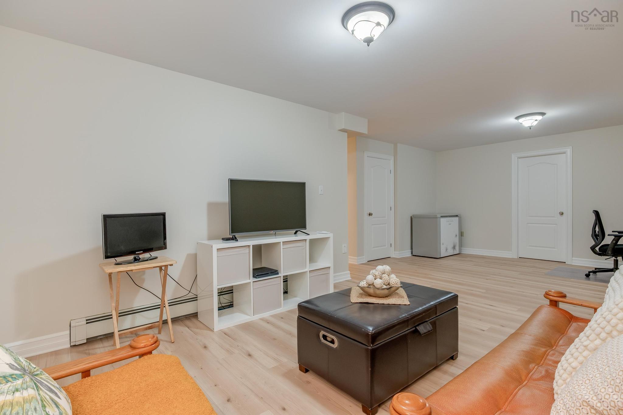 25 Kingsbury Way photo #37