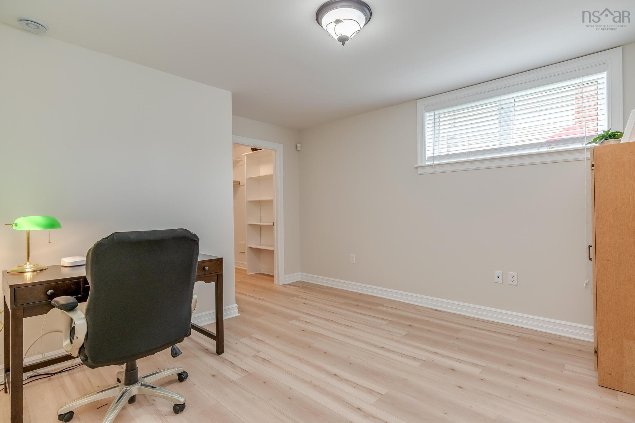 25 Kingsbury Way photo #40
