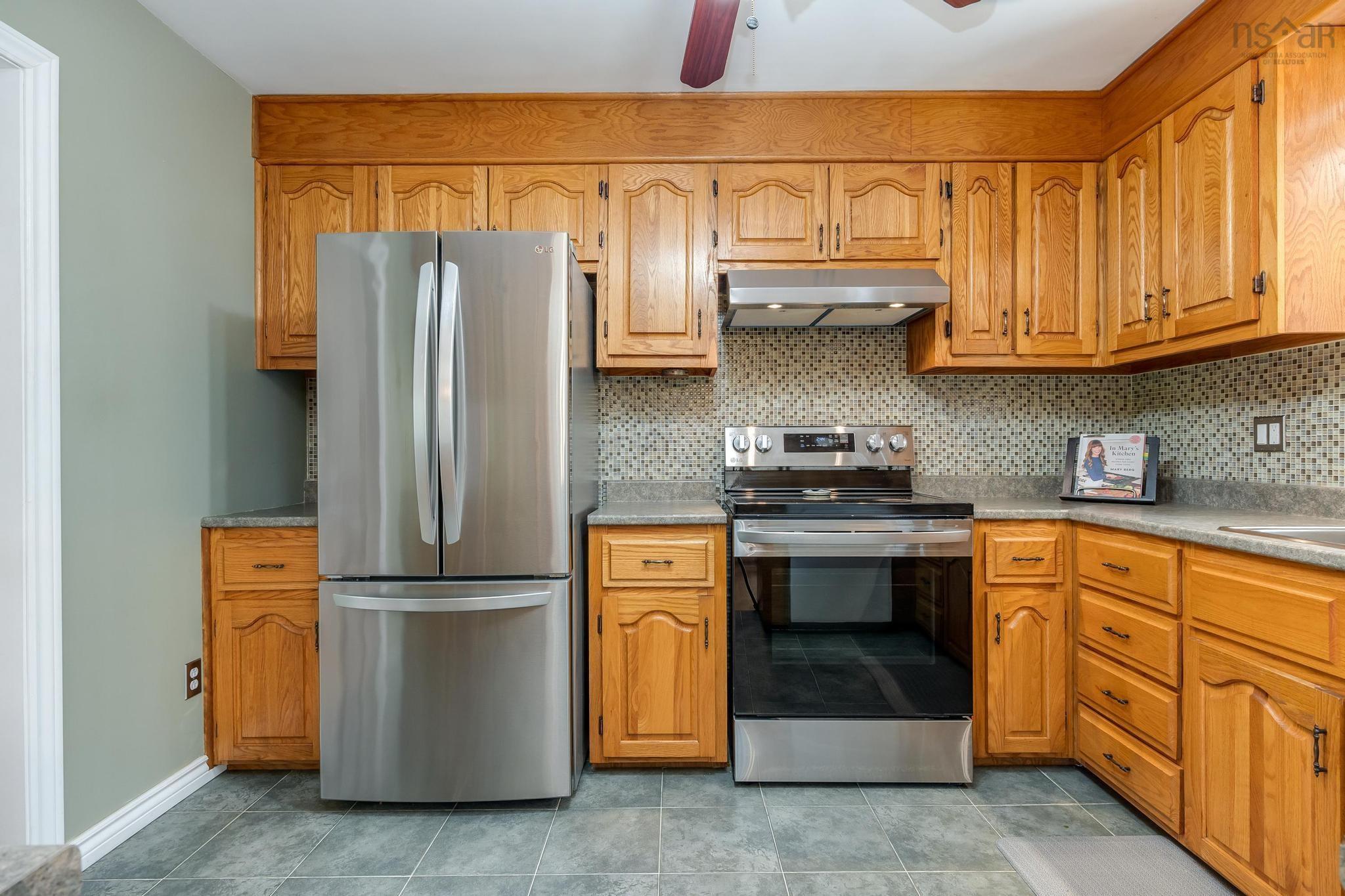 20 Kipawa Crescent photo #11