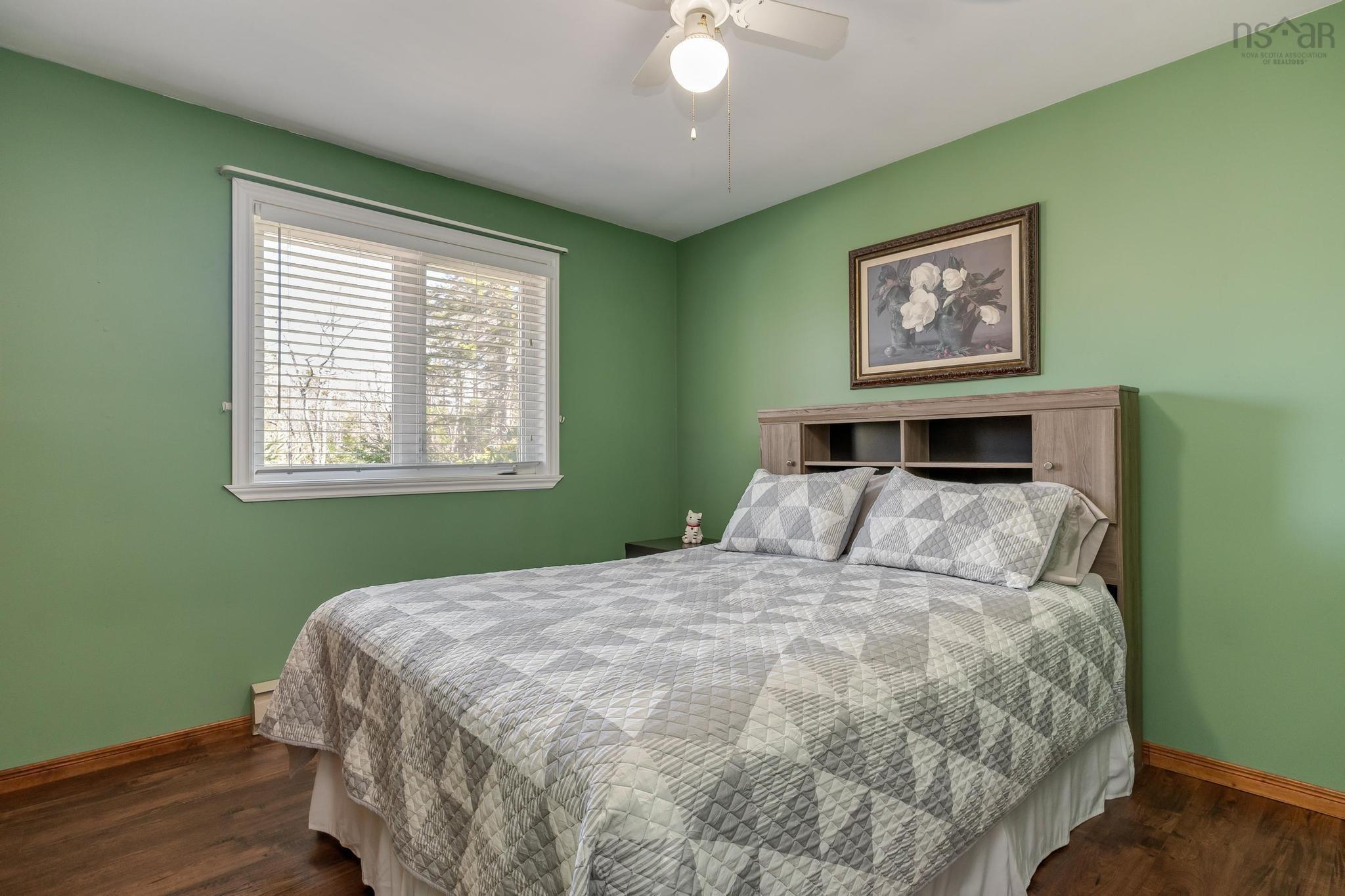 20 Kipawa Crescent photo #18