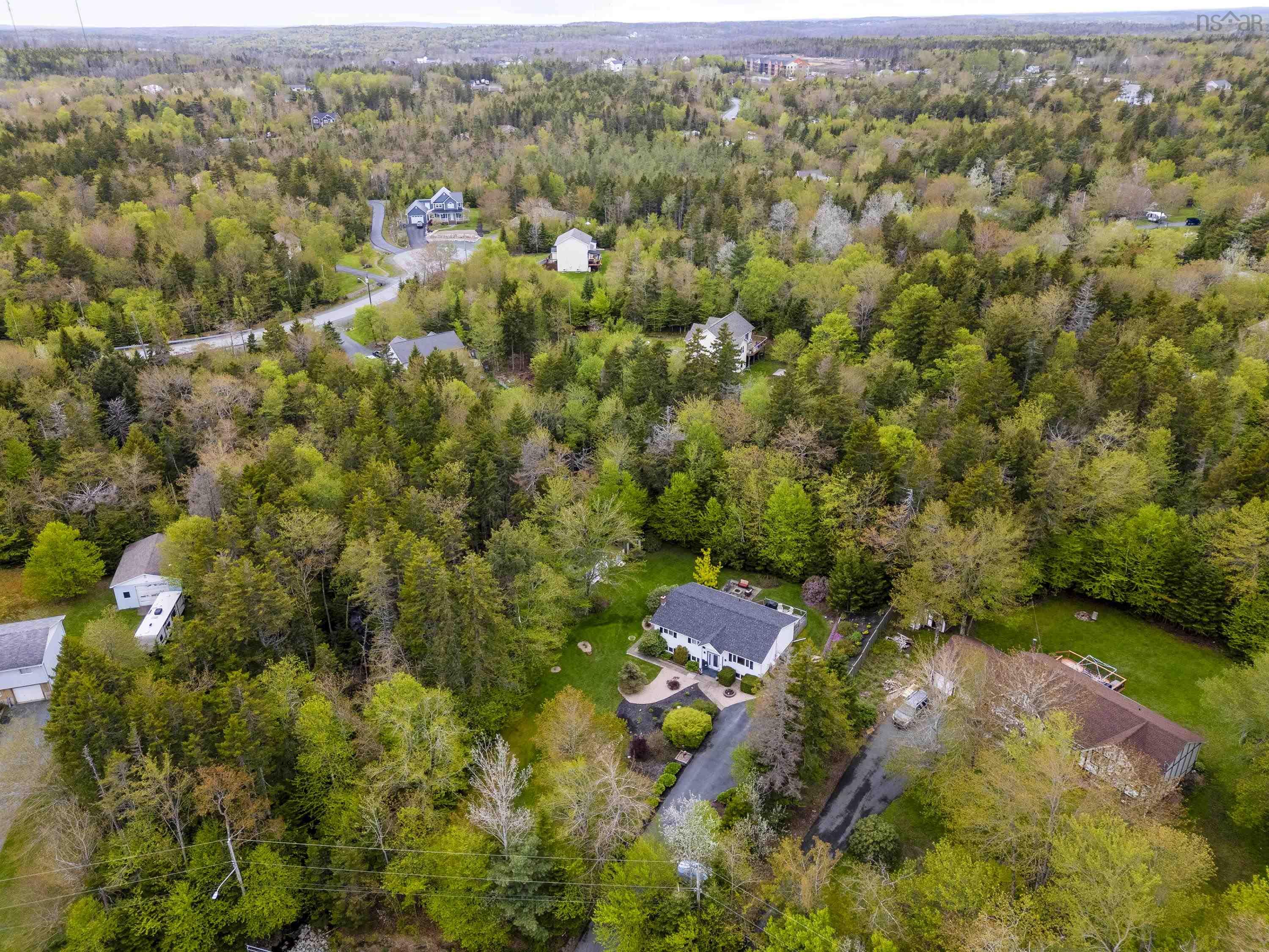20 Kipawa Crescent photo #3