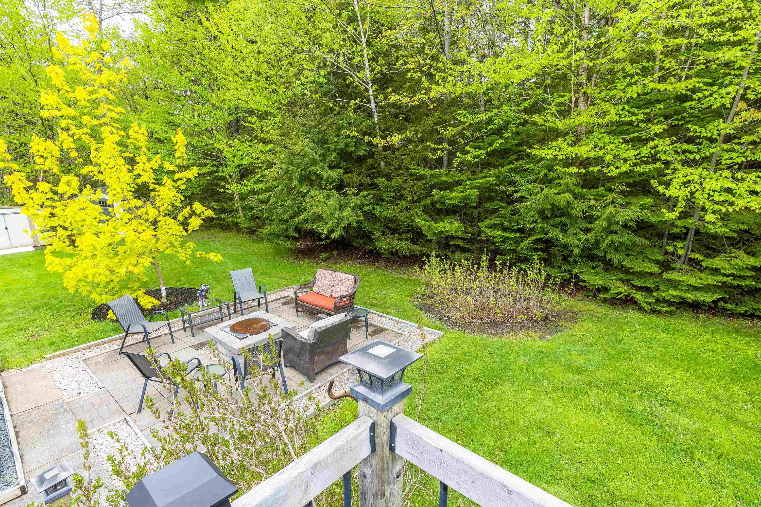 20 Kipawa Crescent photo #40