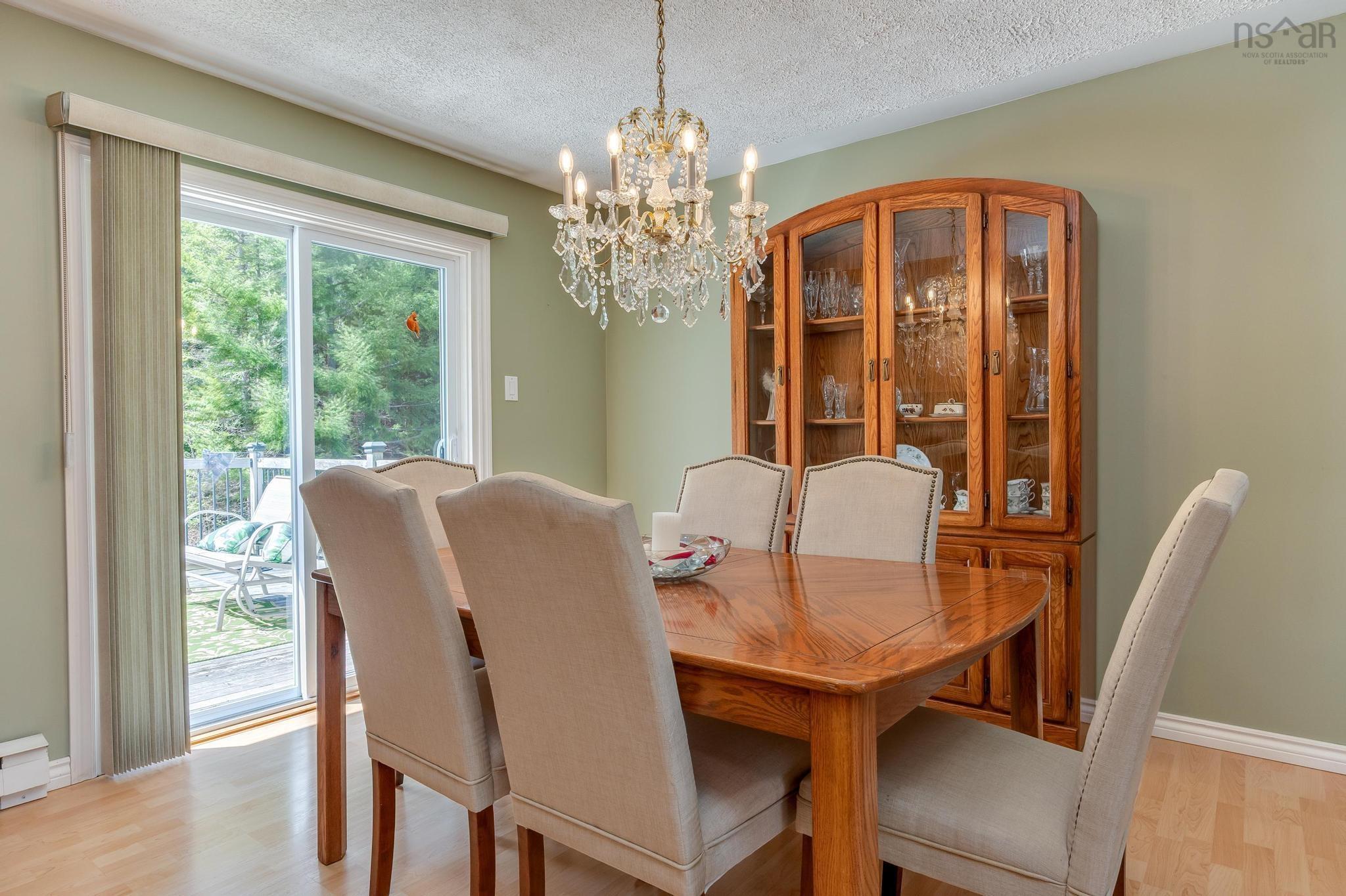 20 Kipawa Crescent photo #9
