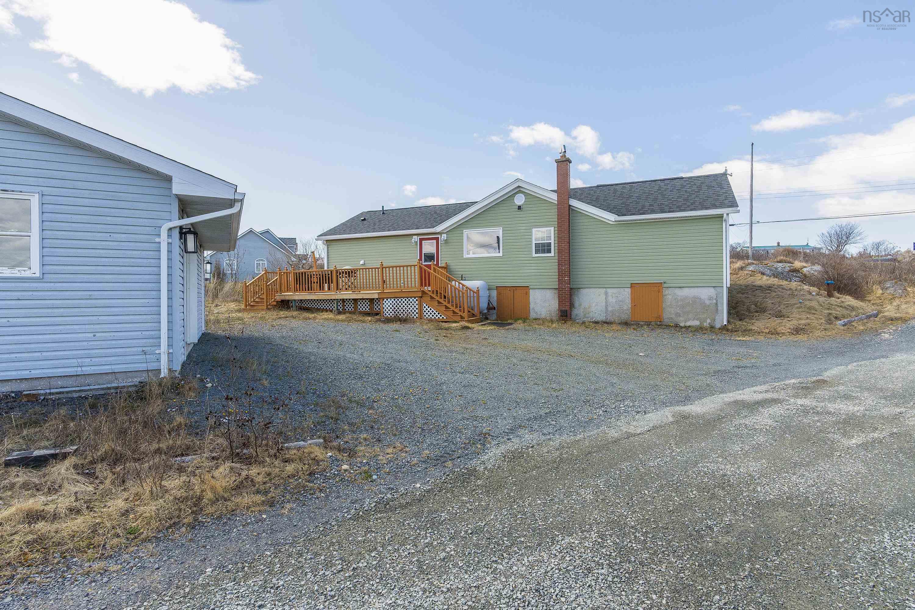 7064 Prospect Road photo #3