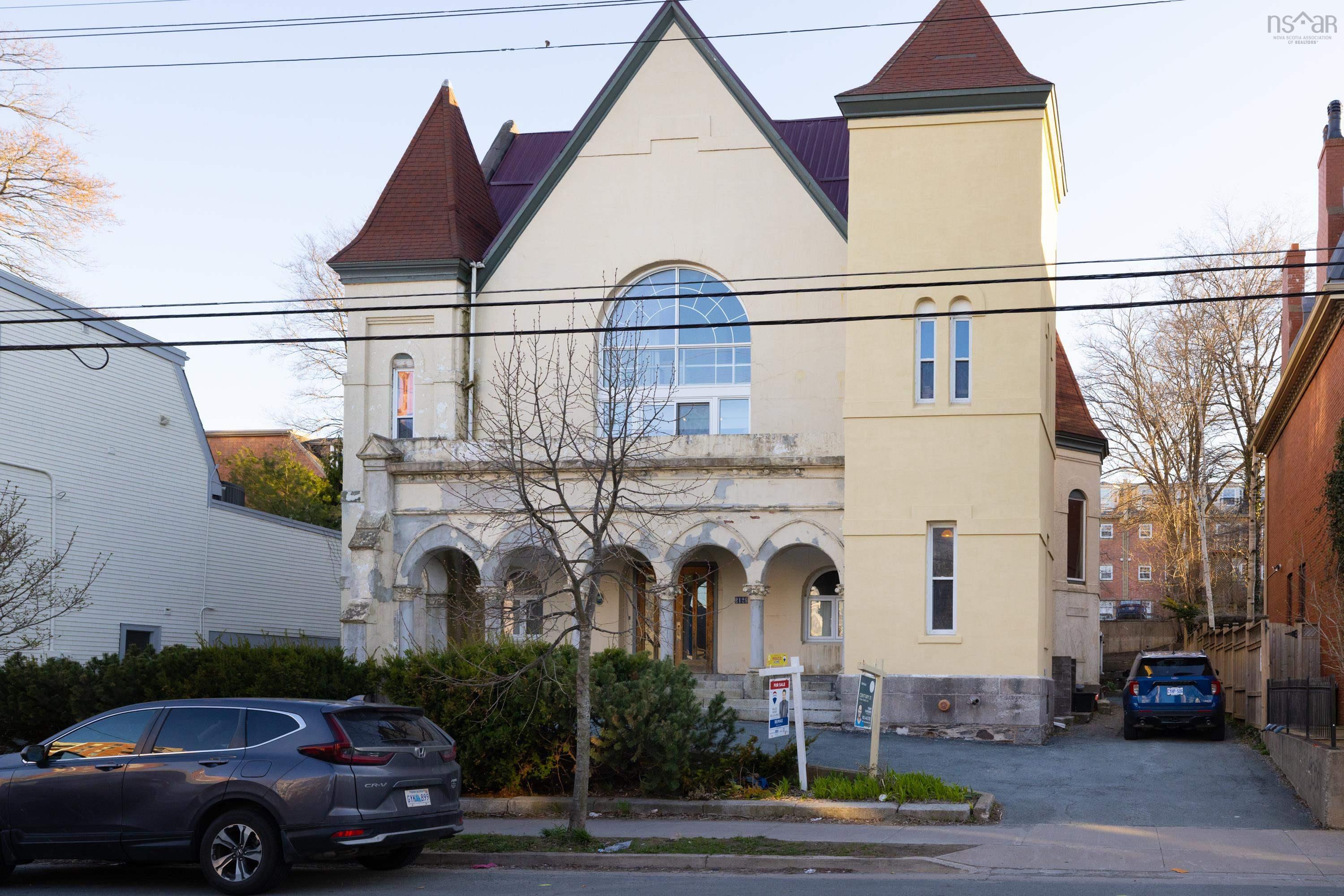 3 2128 Brunswick Street photo #17