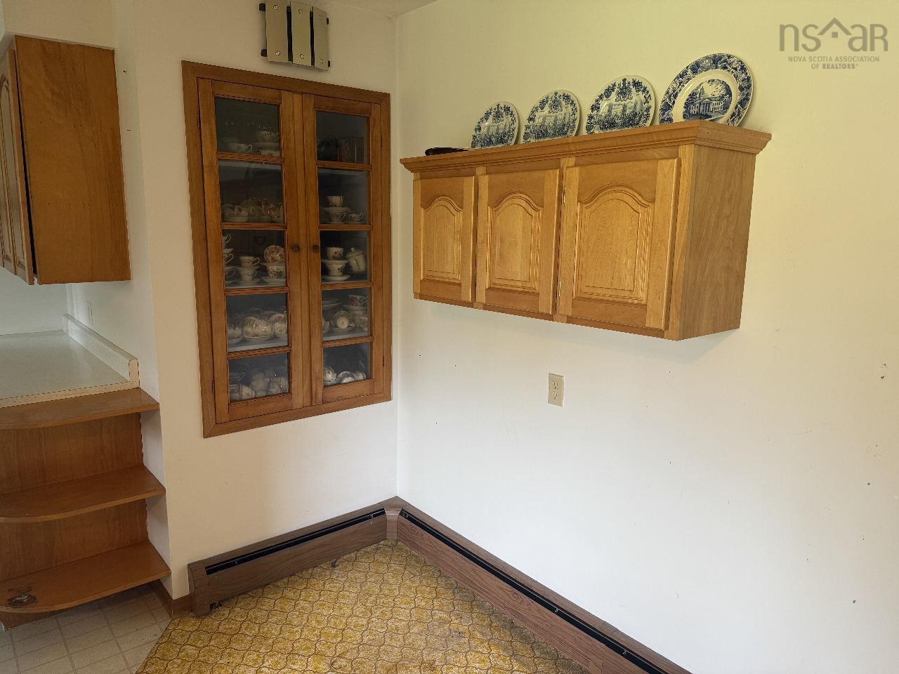 703 336 Highway photo #17