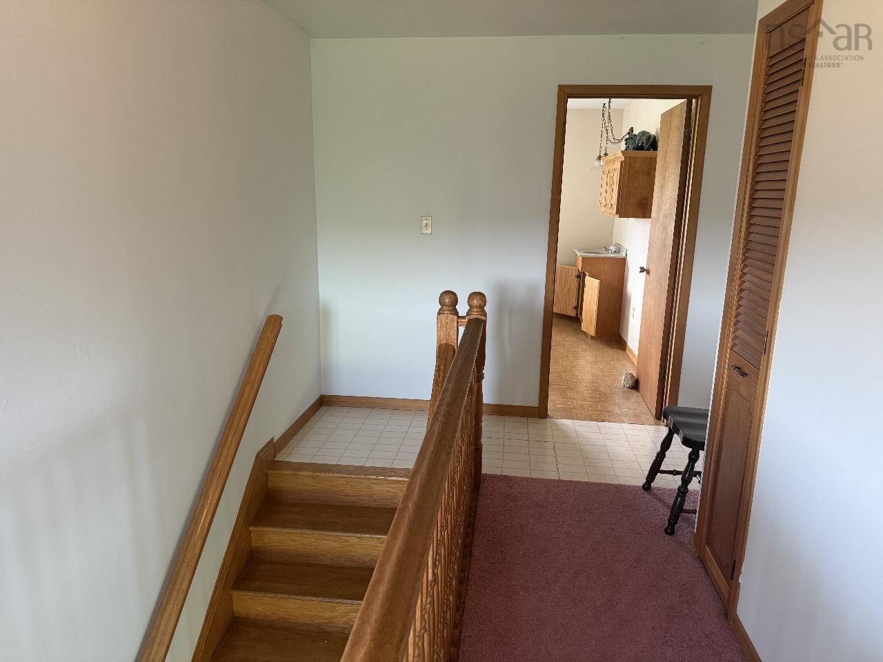 703 336 Highway photo #21