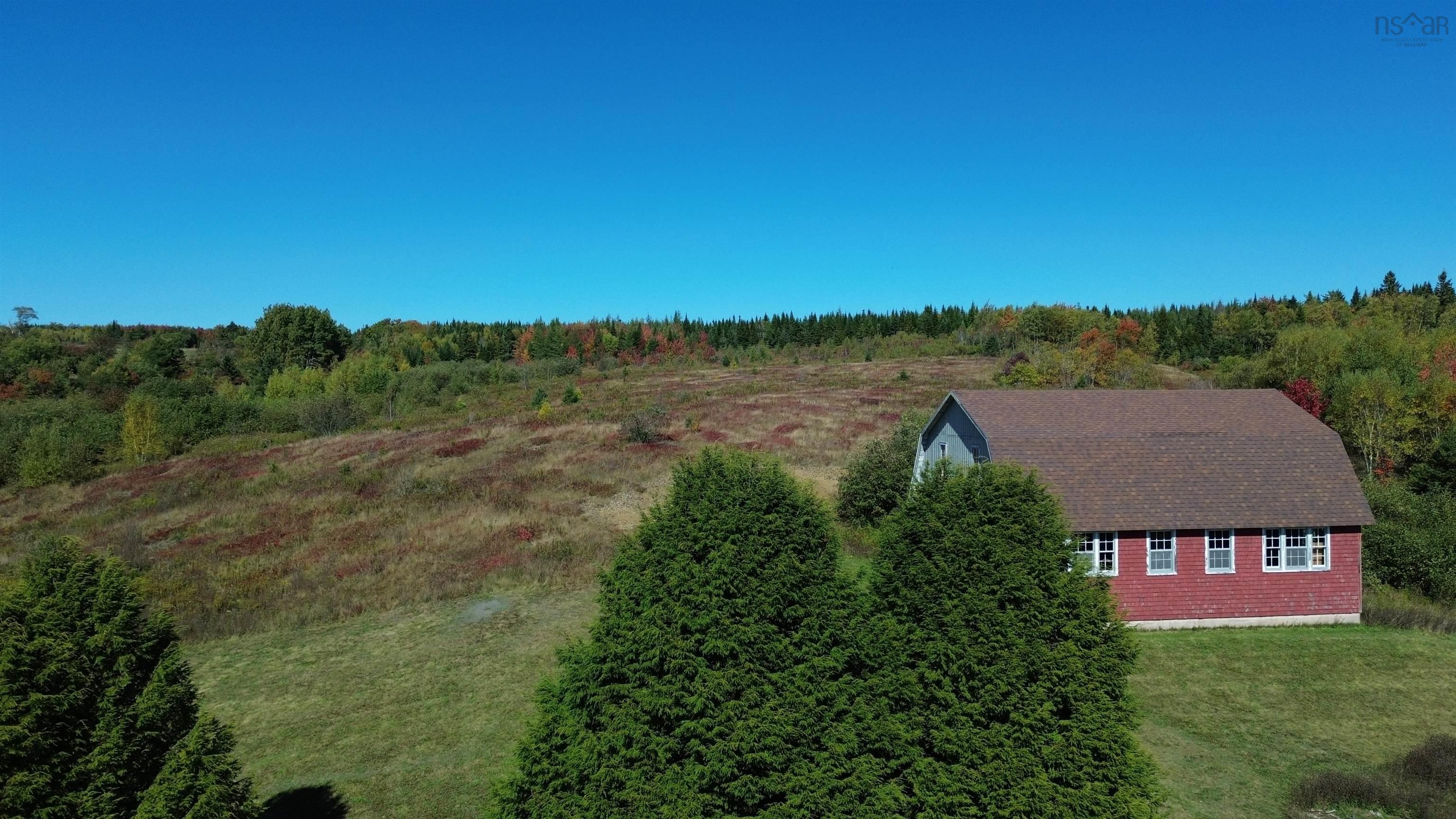 703 336 Highway photo #39