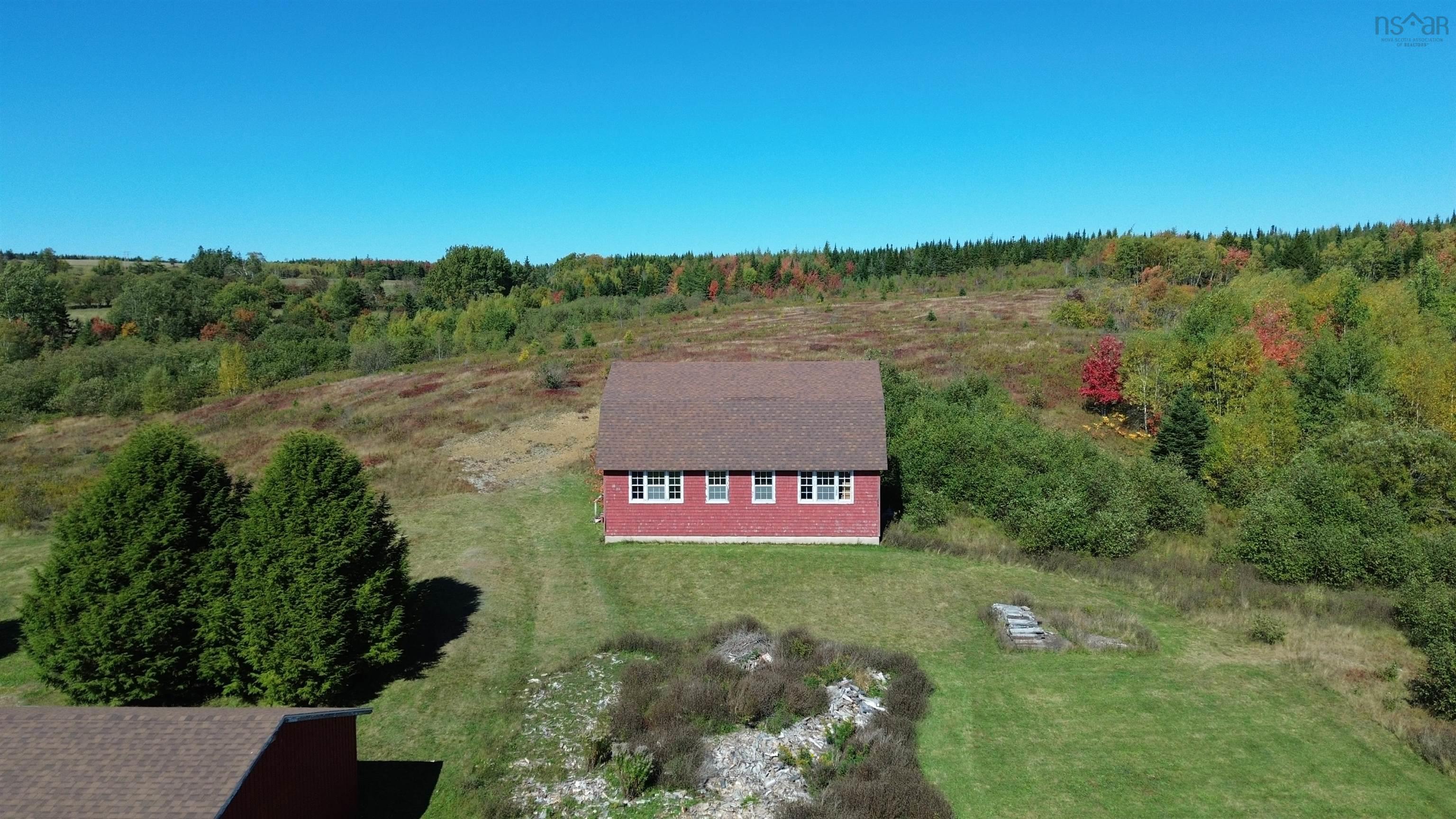 703 336 Highway photo #45