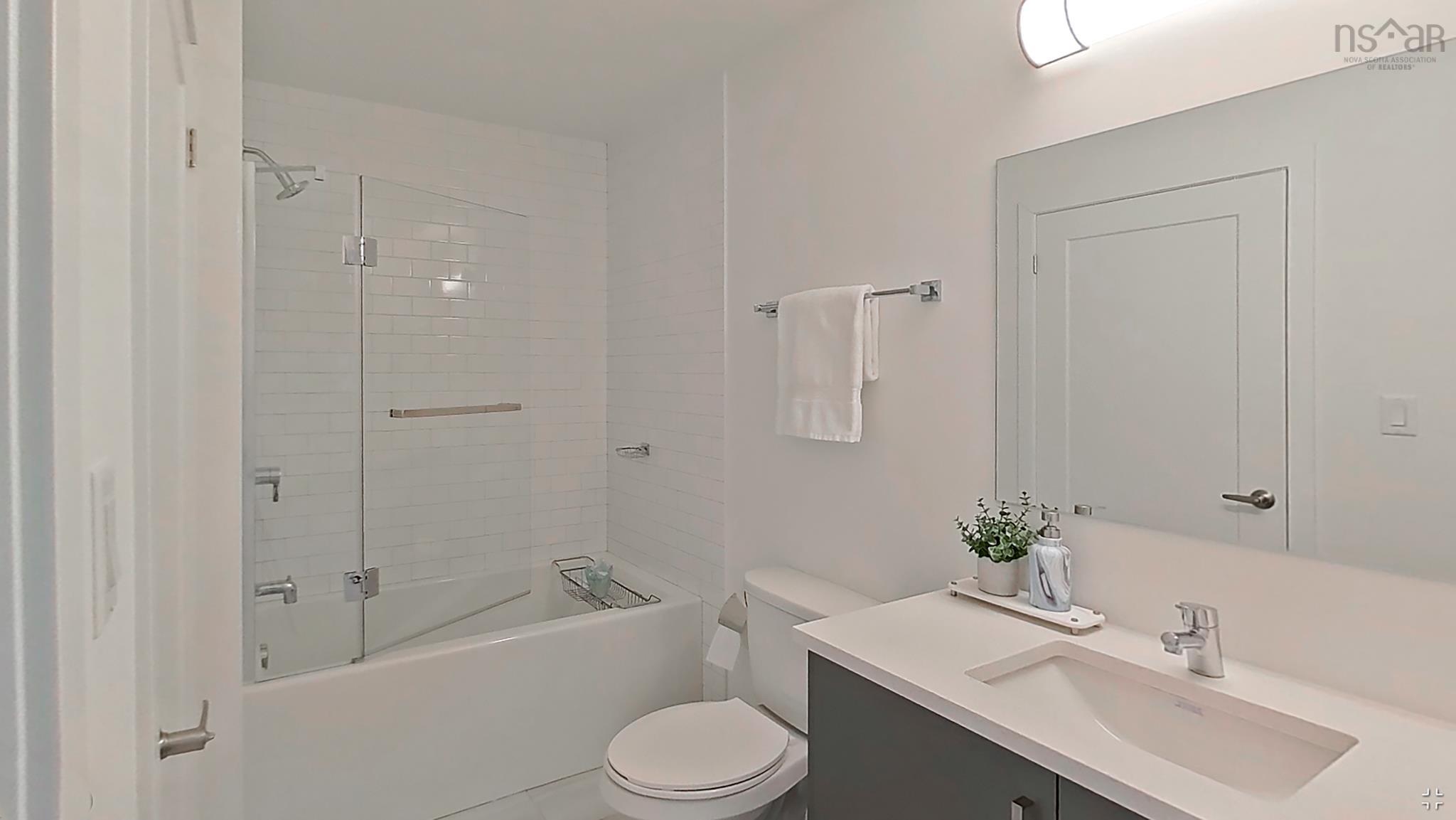 1205 72 Seapoint Road photo #33