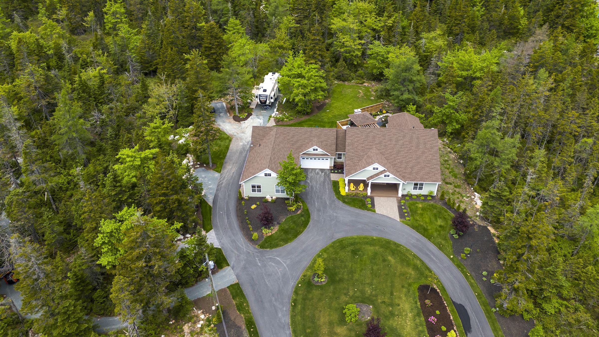 257 Goldeneye Drive photo #4