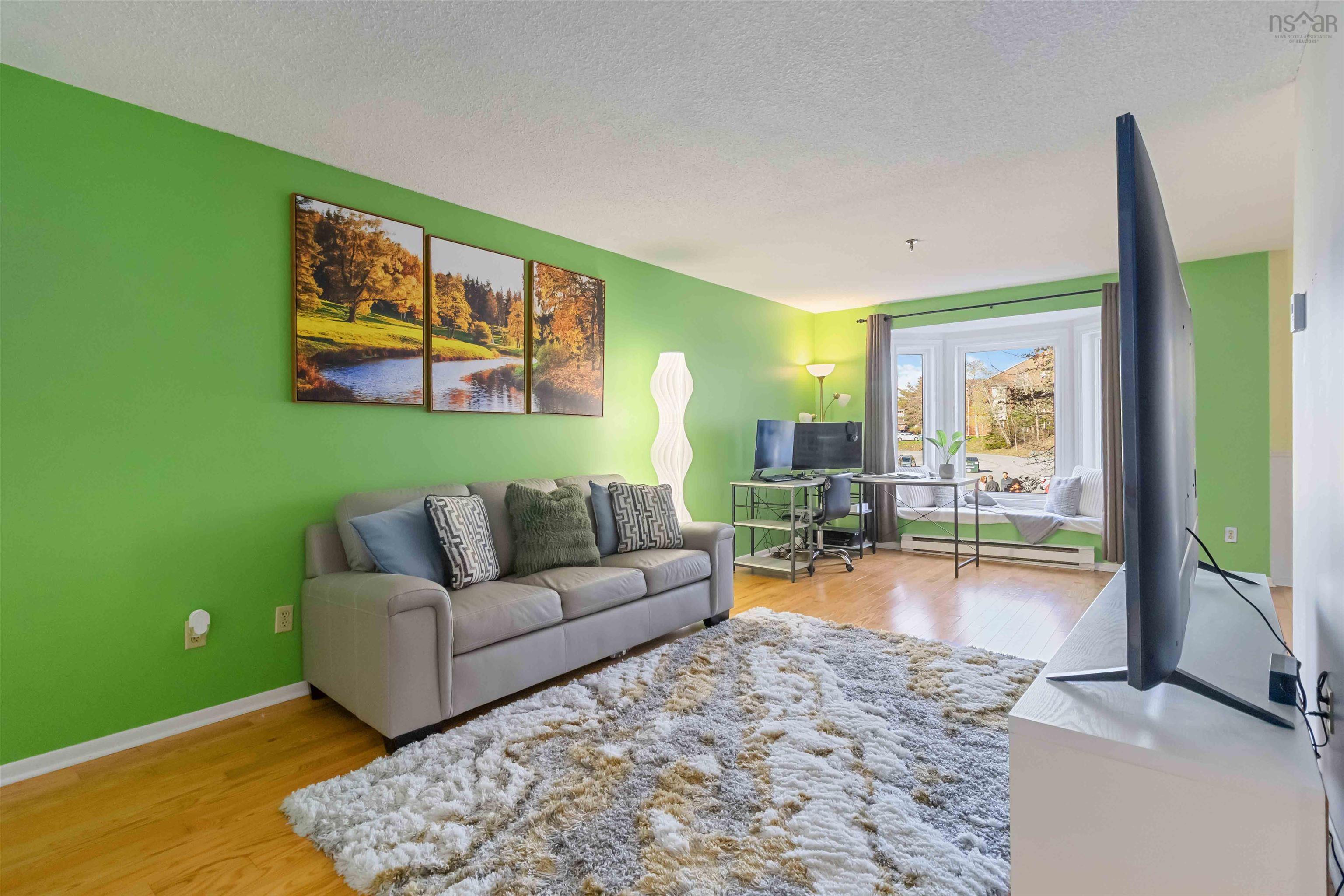 219 15 Knightsridge Drive photo #5